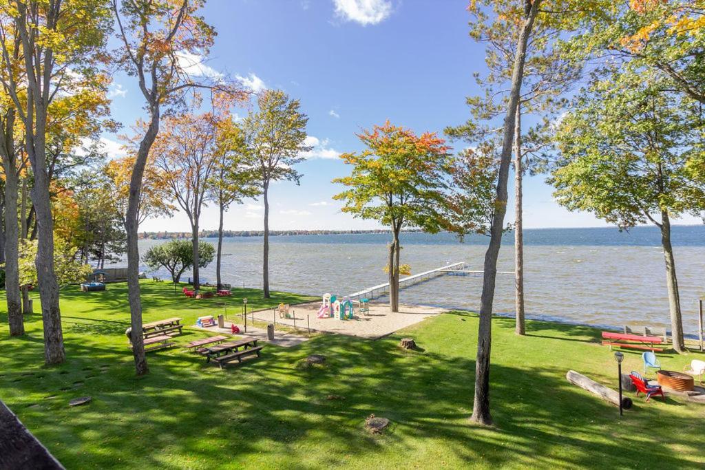 Cedar Oaks Lakeside Resort photo 3