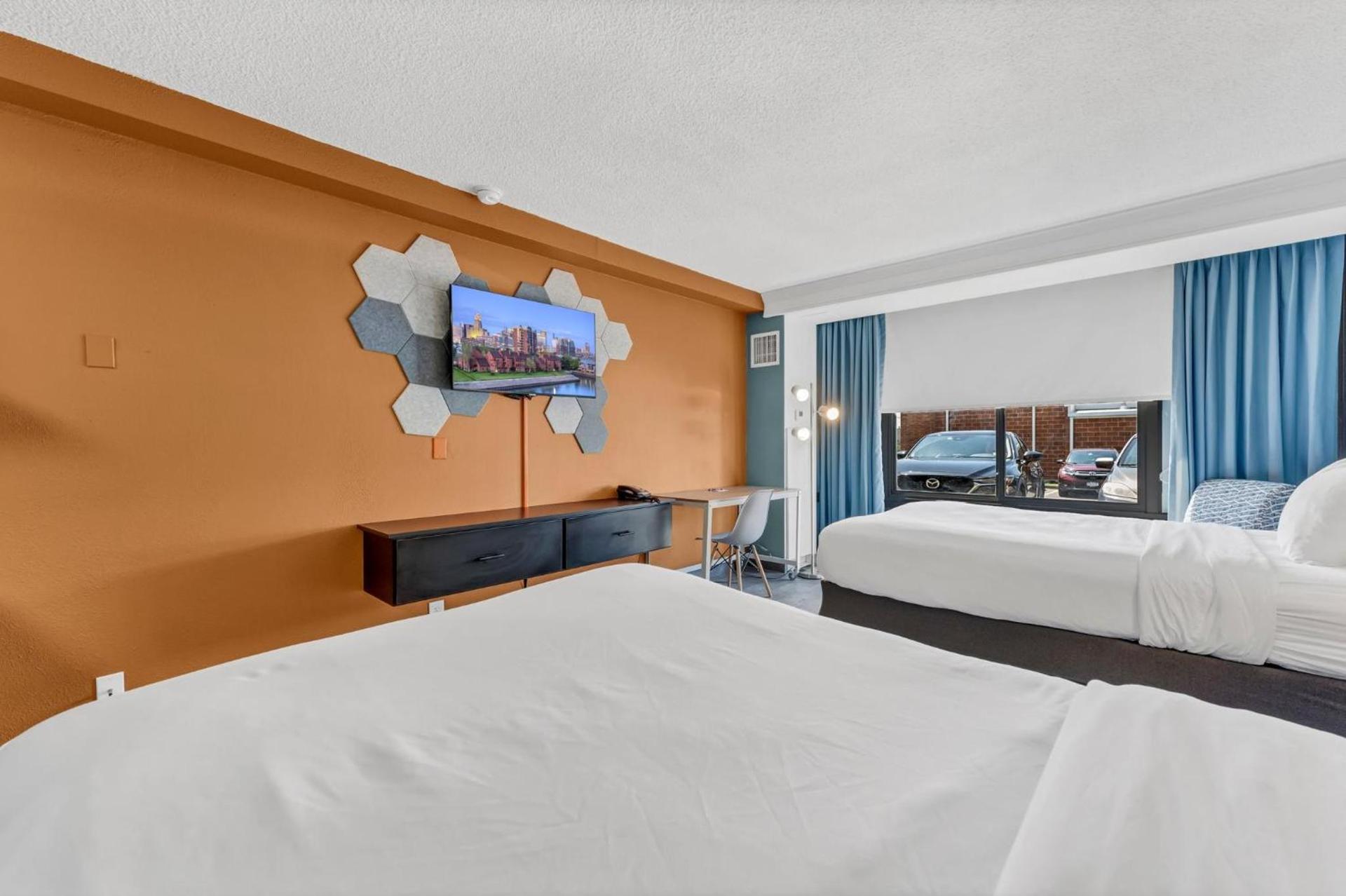Buffalo Airport Hotel photo 24