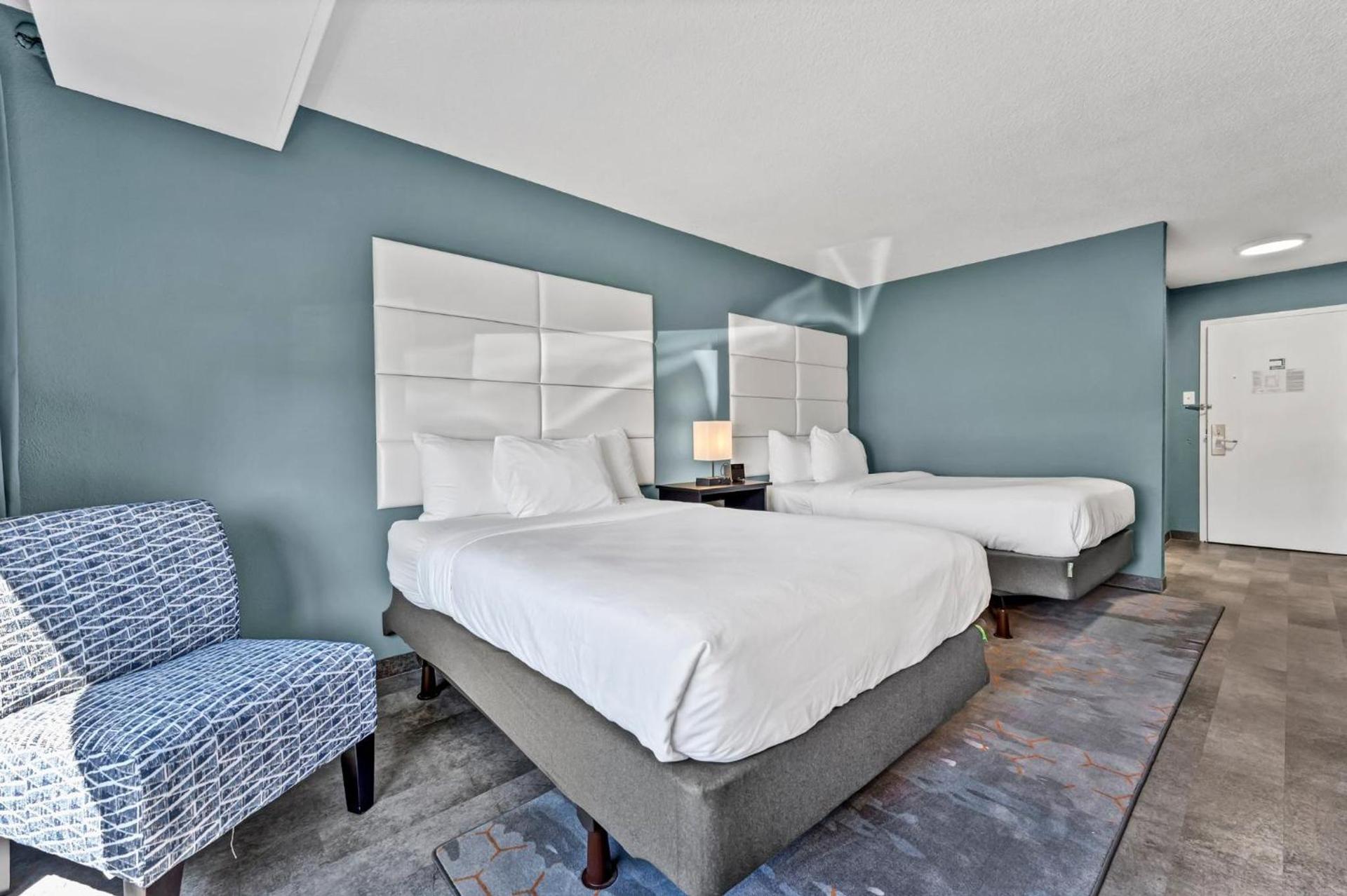 Buffalo Airport Hotel photo 20