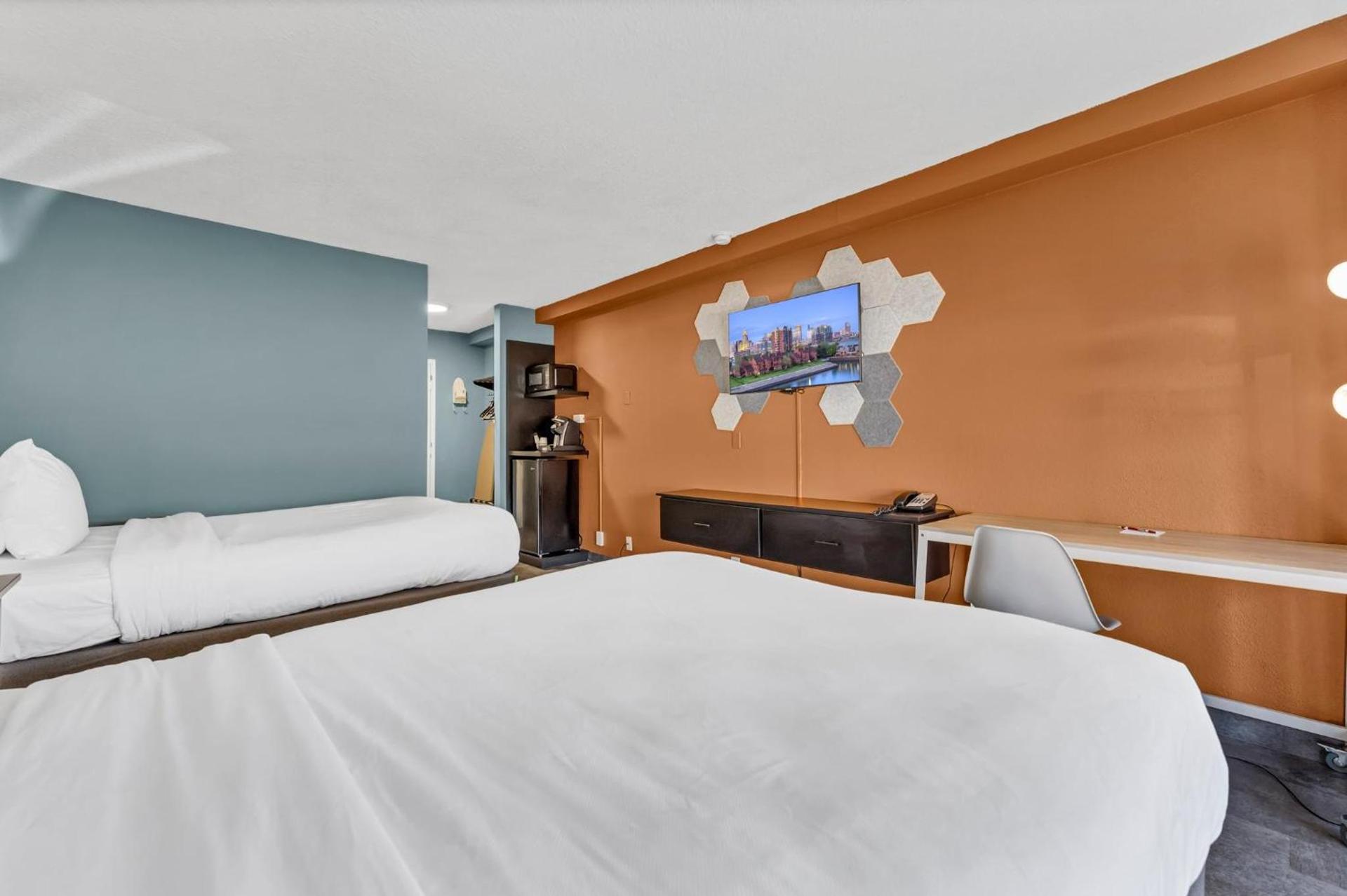 Buffalo Airport Hotel photo 90