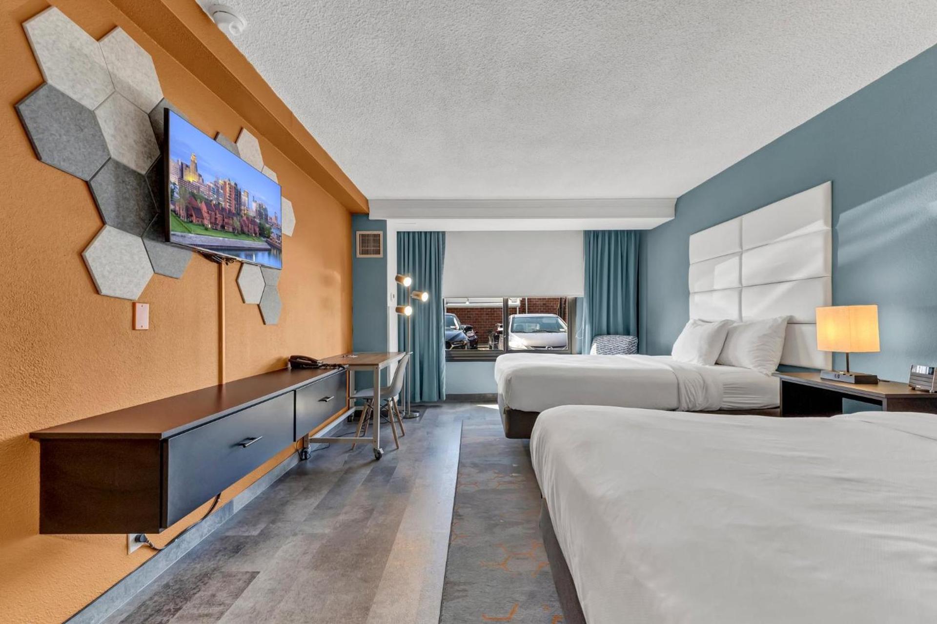 Buffalo Airport Hotel photo 27