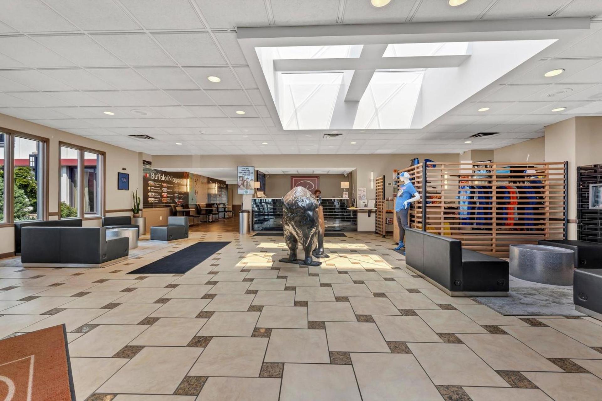 Buffalo Airport Hotel photo 60
