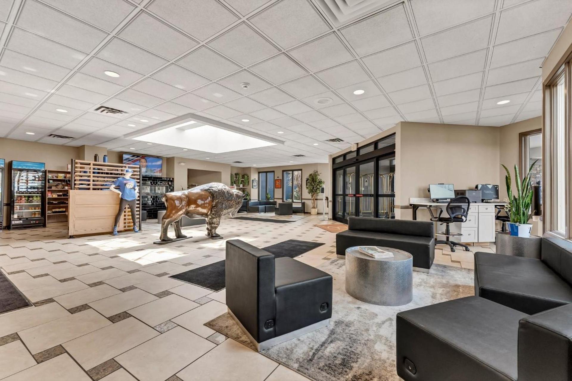 Buffalo Airport Hotel photo 78
