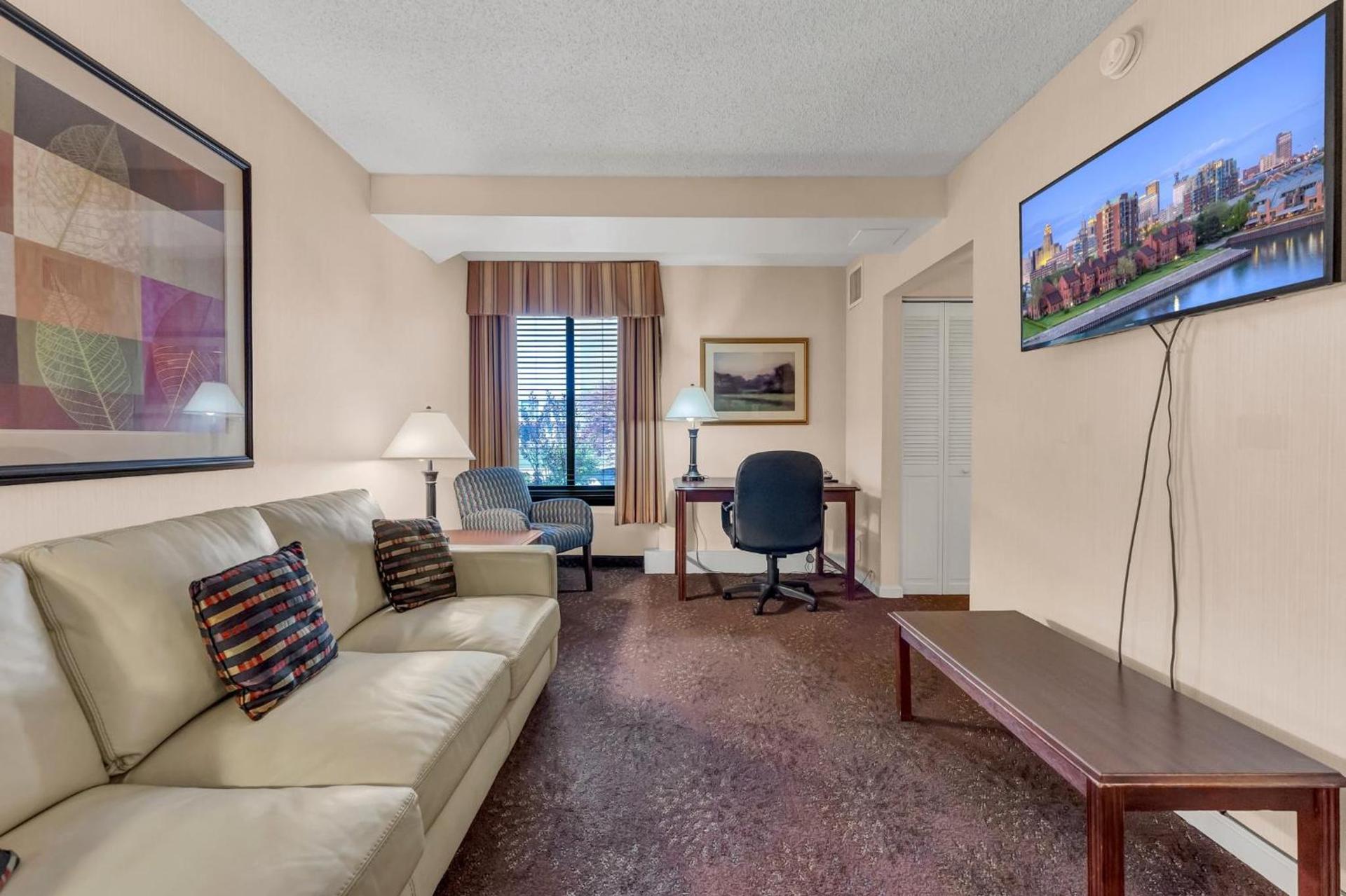 Buffalo Airport Hotel photo 74