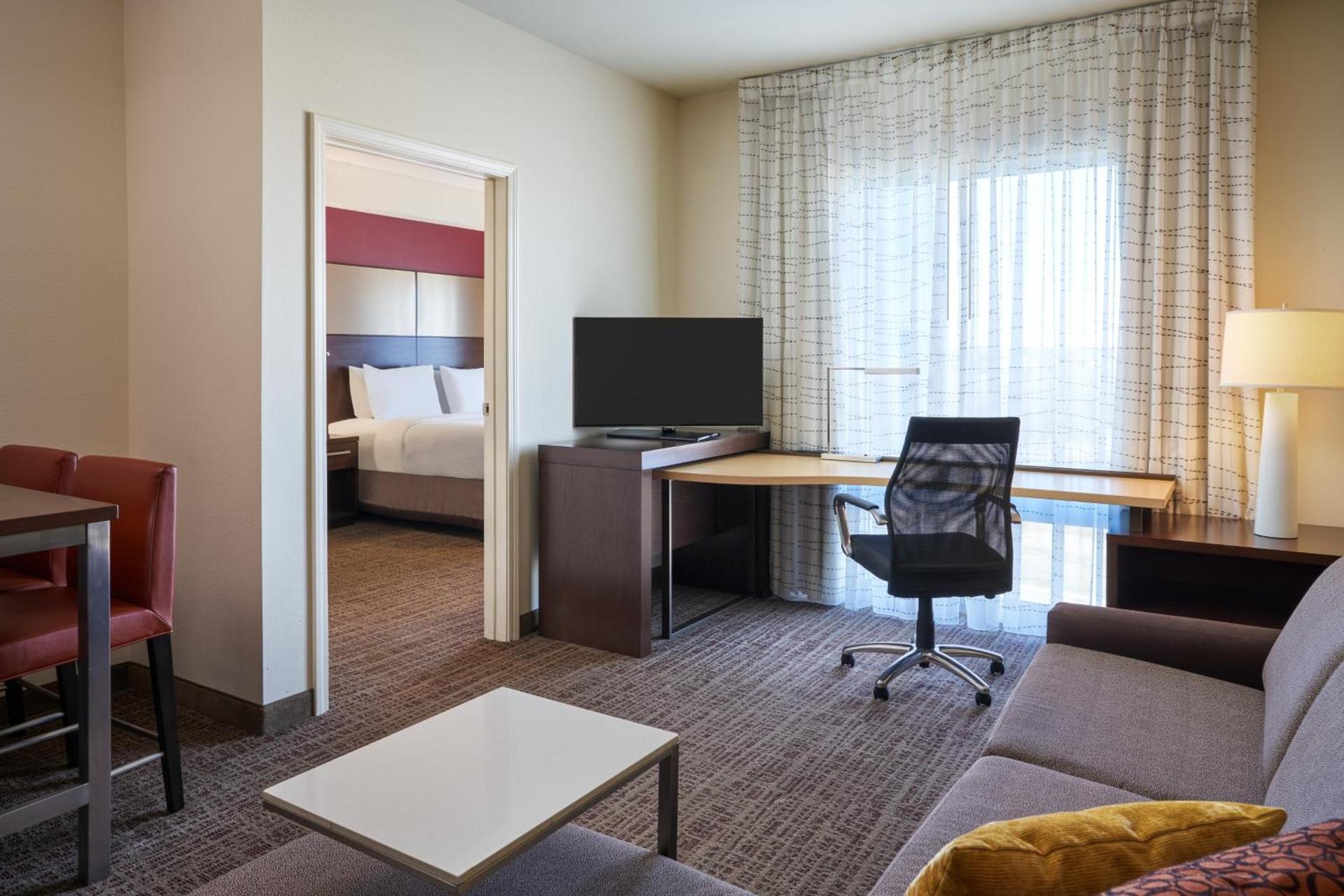 Residence Inn by Marriott Philadelphia Airport photo 10