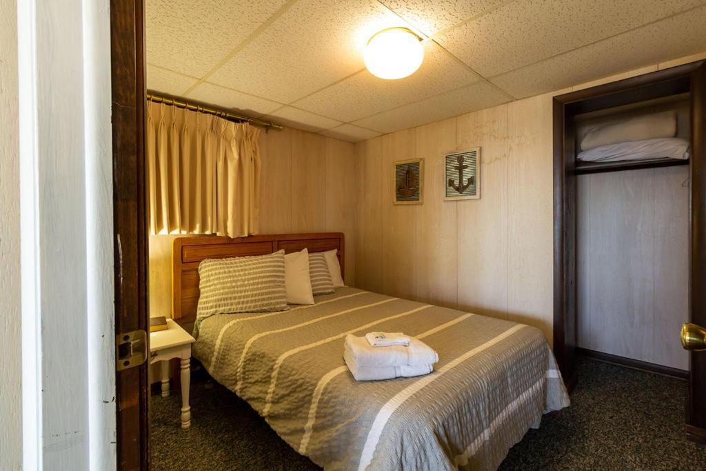 Cedar Oaks Lakeside Resort photo 22