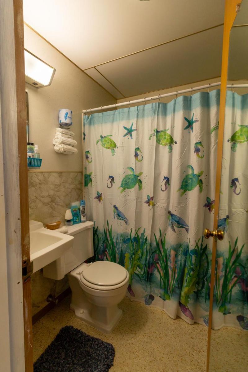 Cedar Oaks Lakeside Resort photo 66