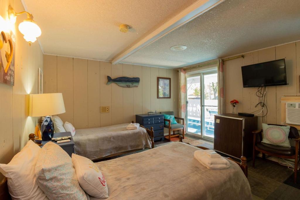 Cedar Oaks Lakeside Resort photo 68