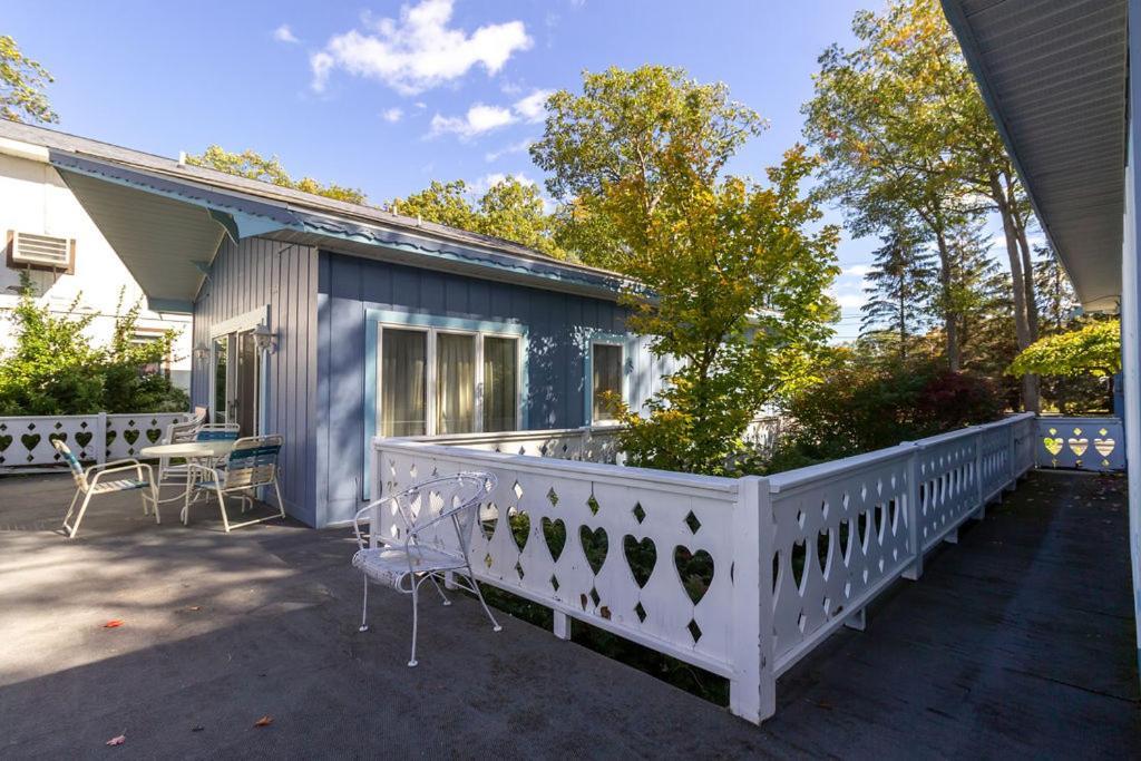 Cedar Oaks Lakeside Resort photo 76