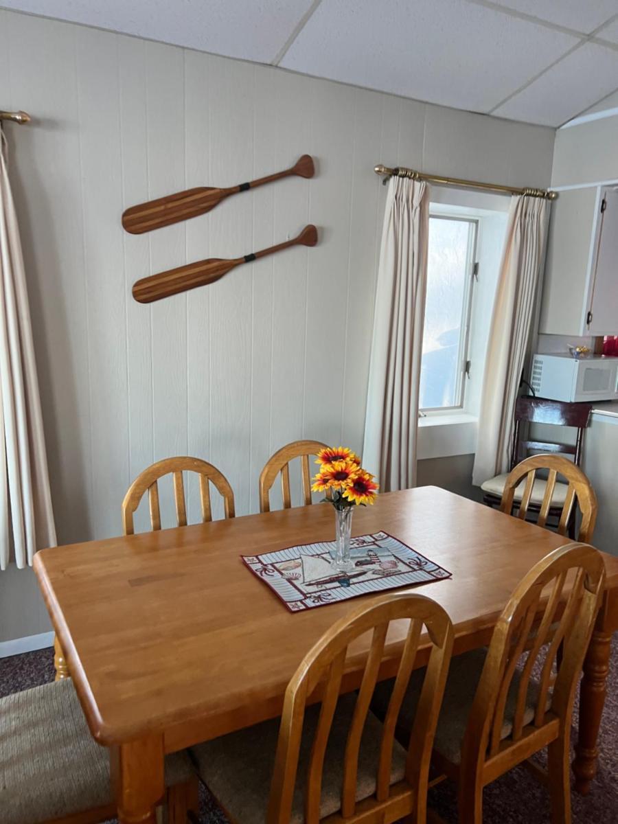 Cedar Oaks Lakeside Resort photo 77