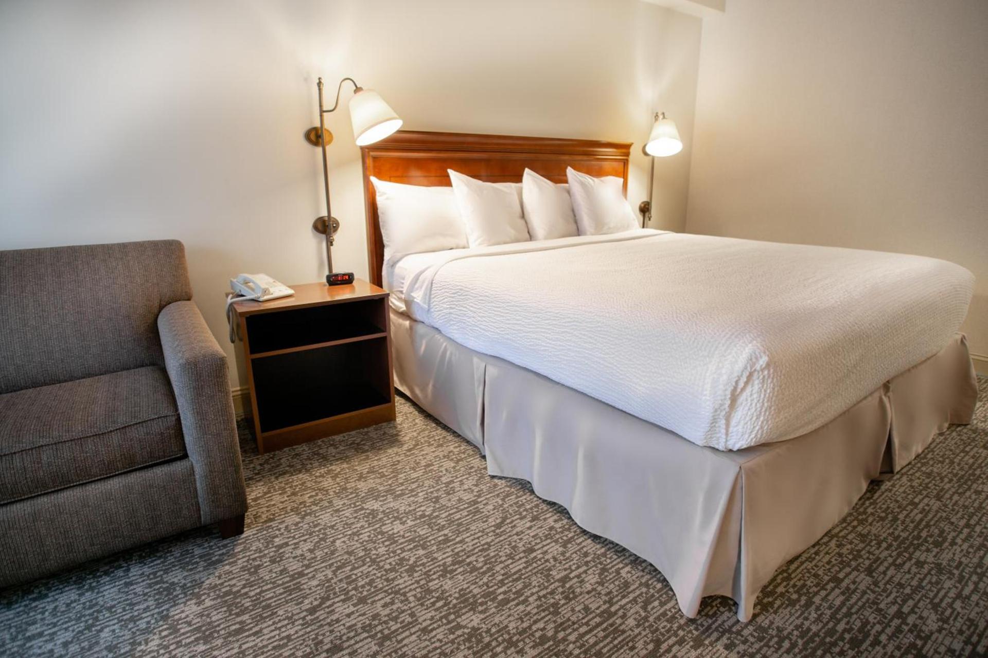 The Yankee Inn photo 68