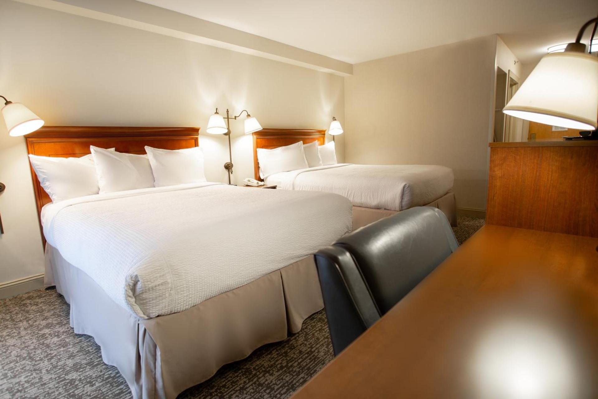 The Yankee Inn photo 82