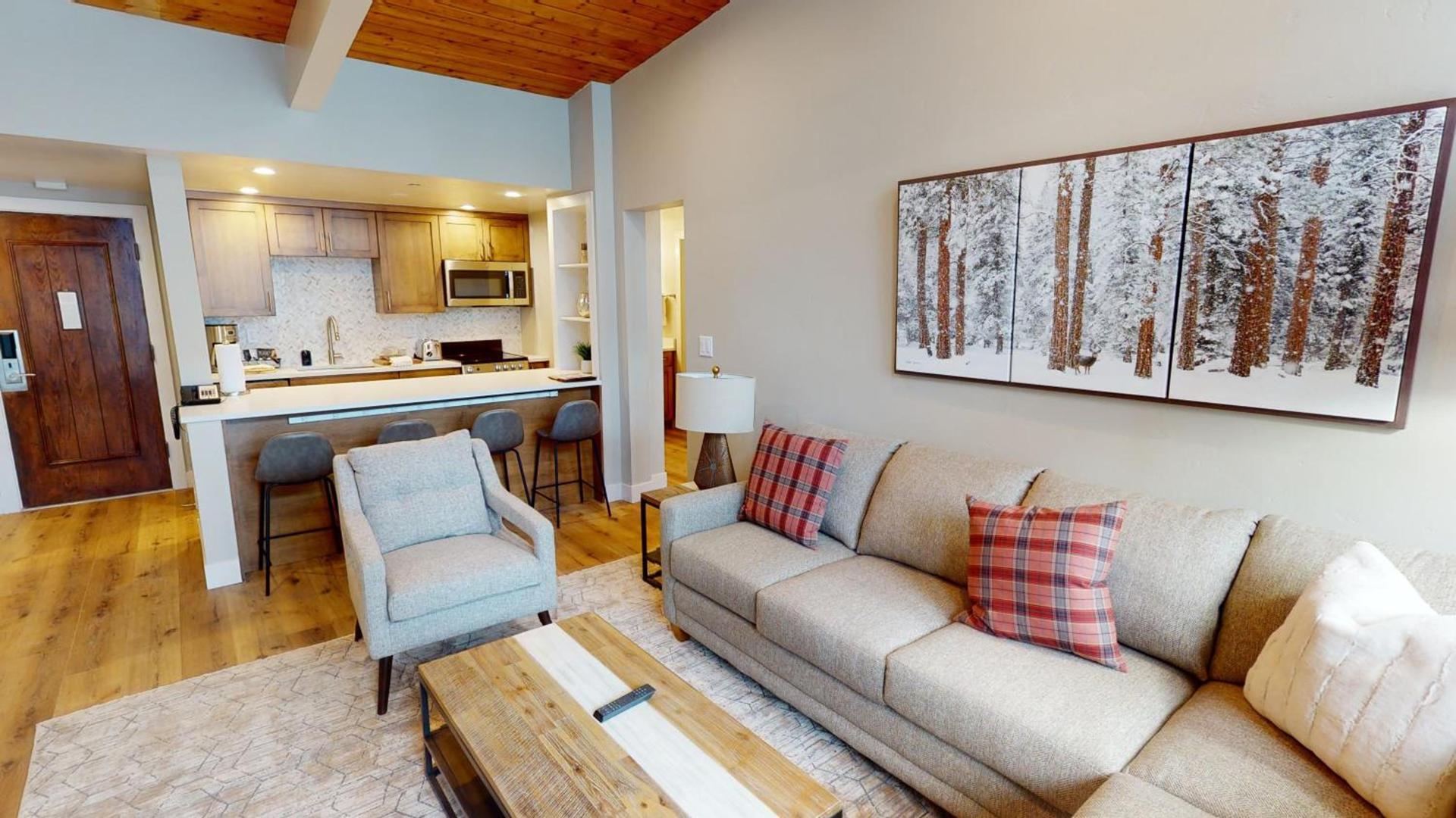 Manor Vail Lodge photo 9