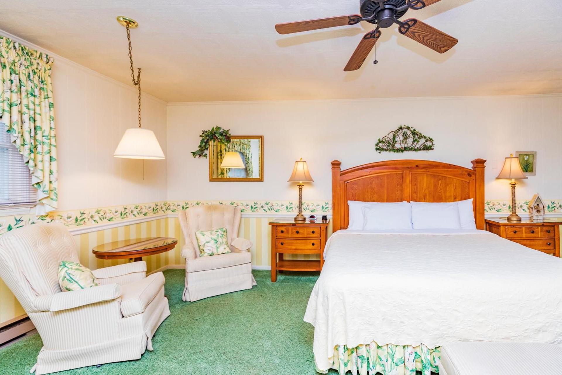 Azalea Garden Inn photo 9