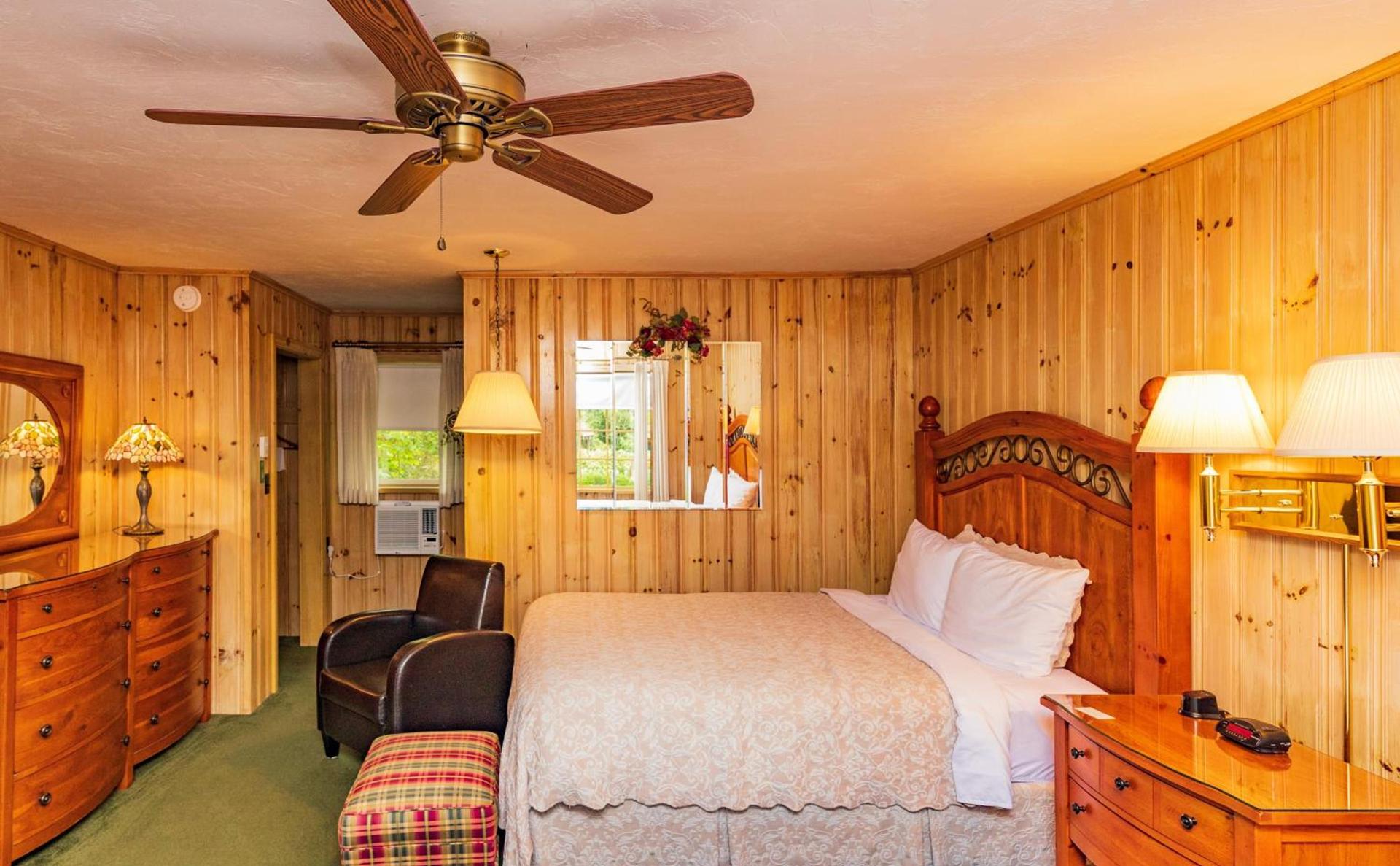 Azalea Garden Inn photo 10