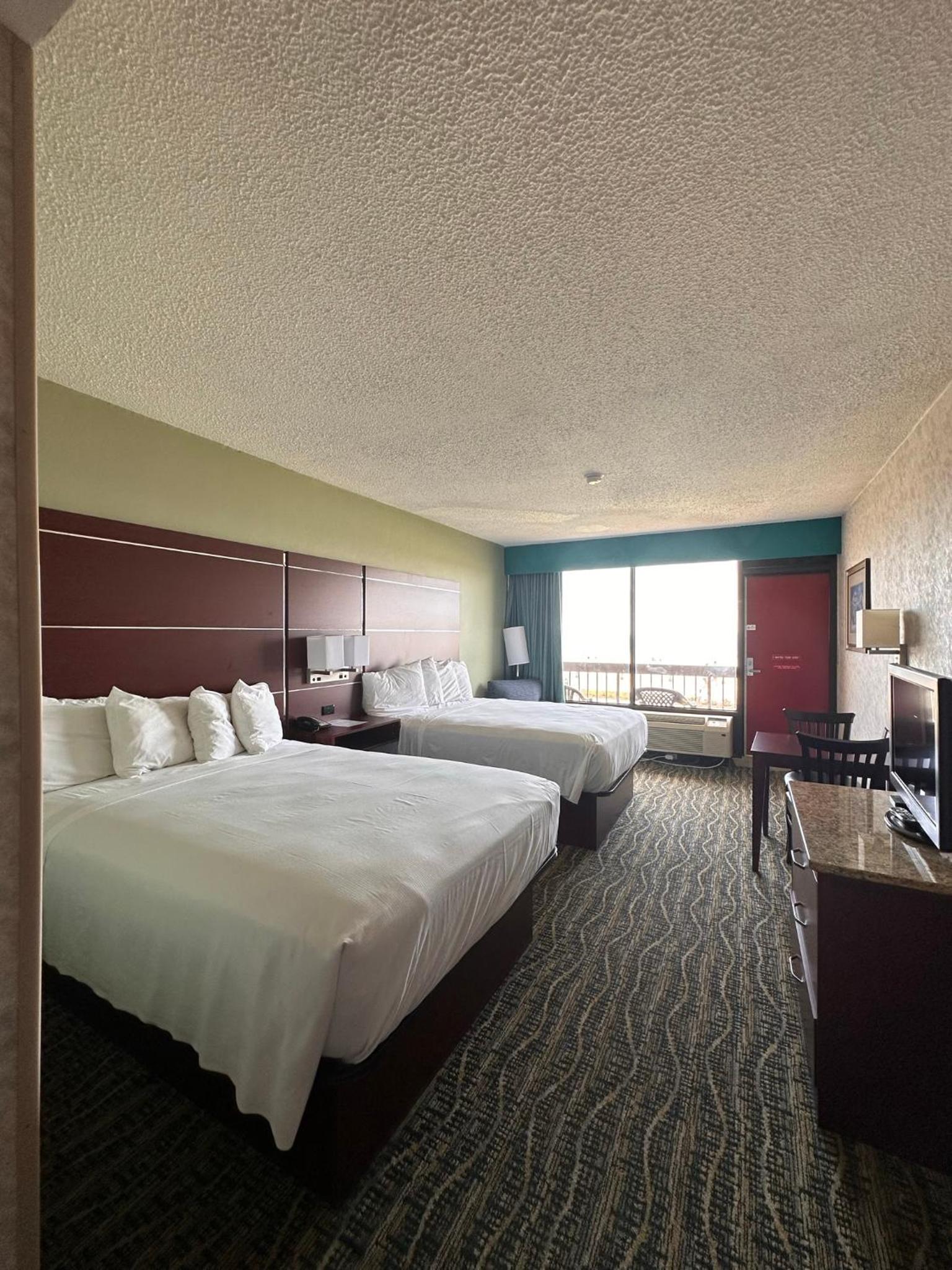 The Breakers Resort Inn photo 35