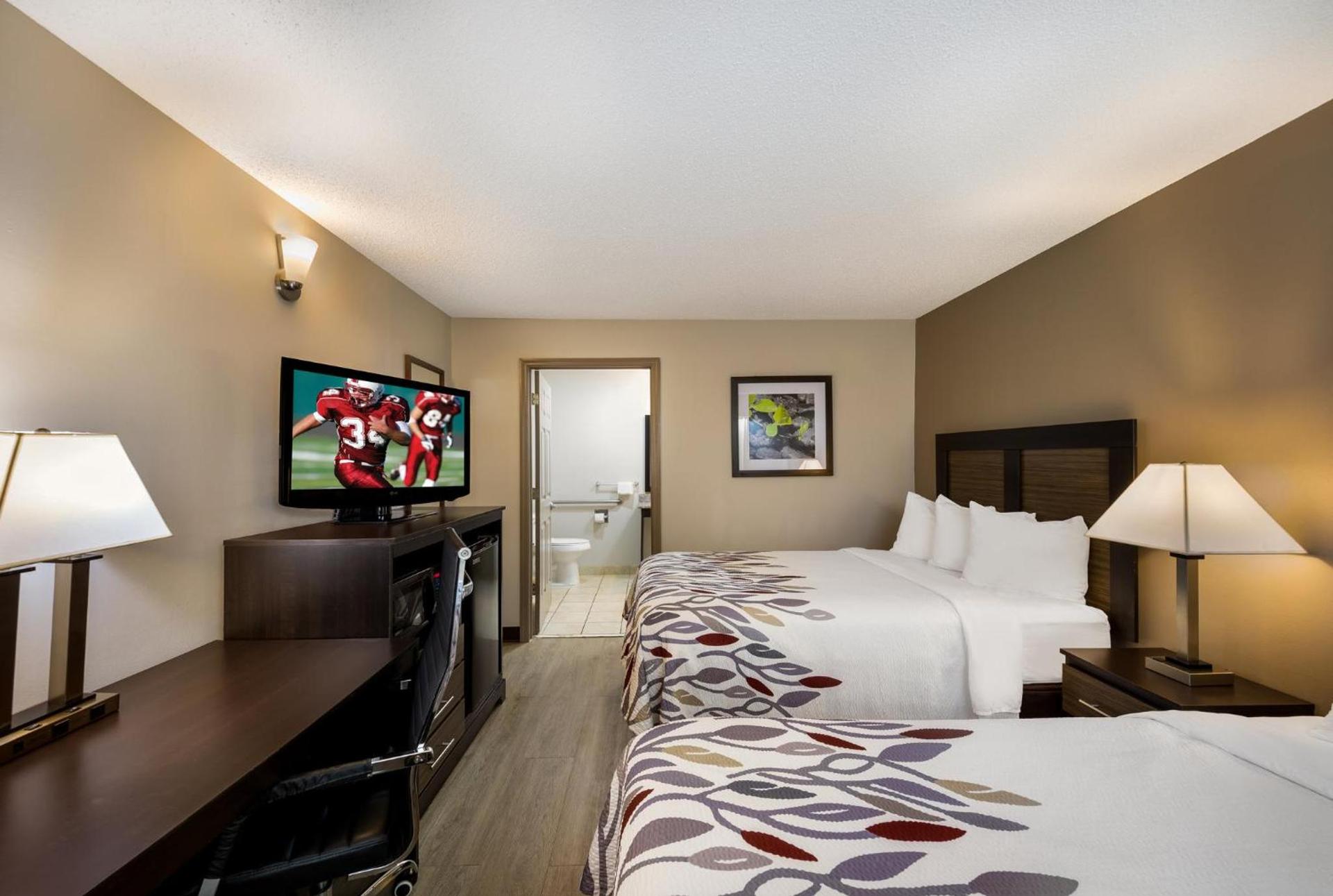 Red Roof Inn Jasper photo 21