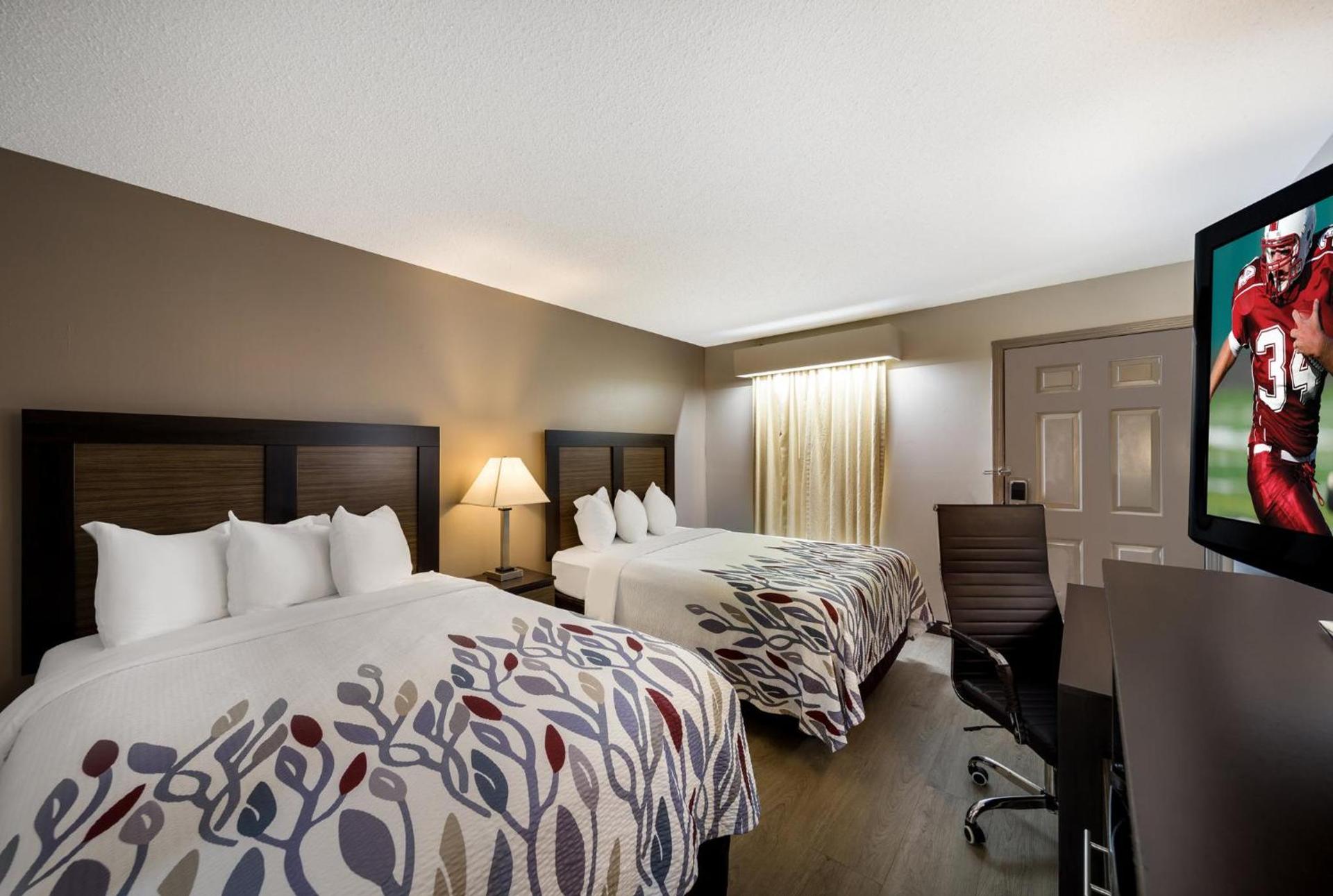 Red Roof Inn Jasper photo 22