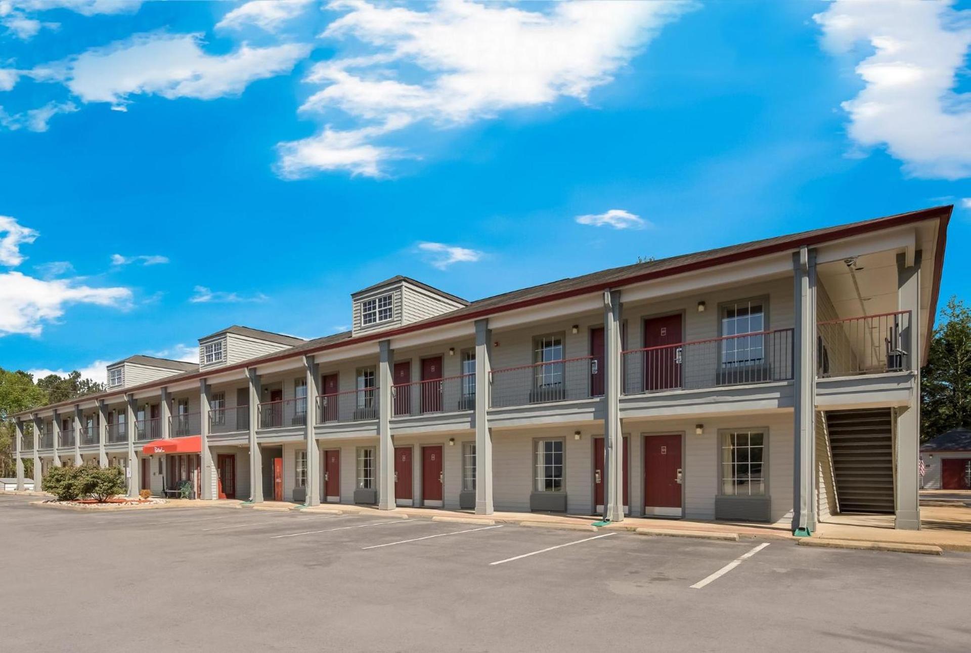 Red Roof Inn Jasper photo 2