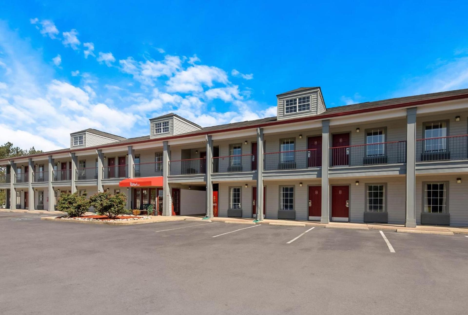 Red Roof Inn Jasper photo 3