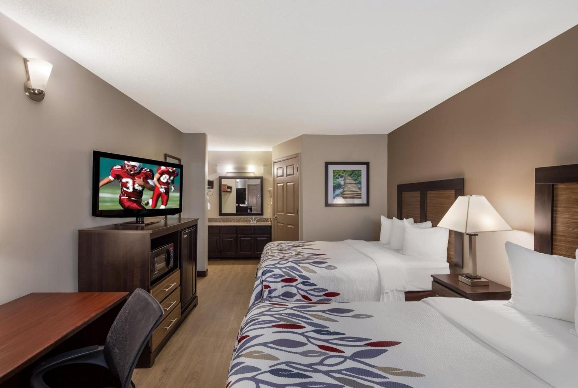 Red Roof Inn Jasper photo 17