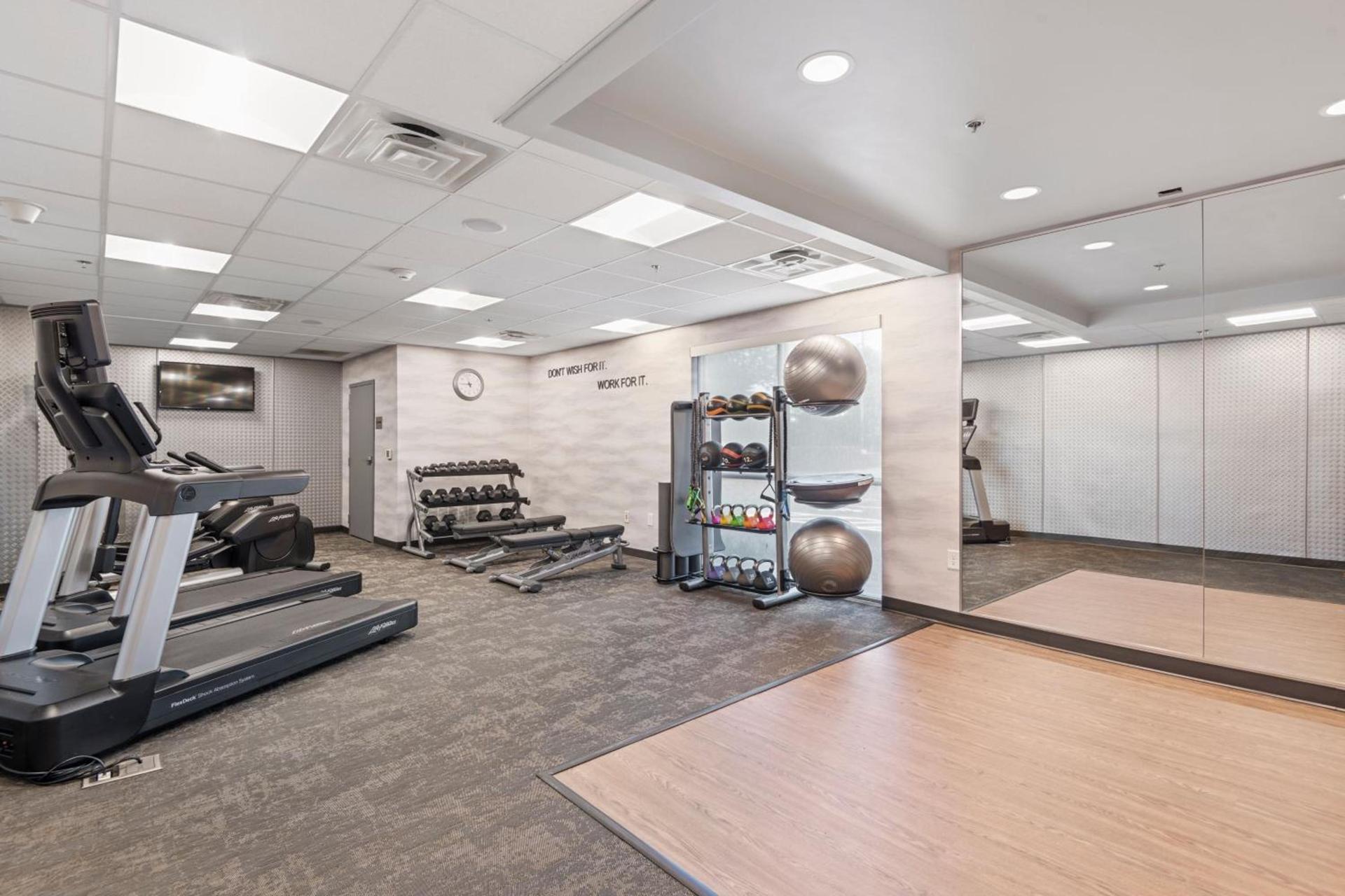 Fairfield Inn & Suites by Marriott Hickory photo 31