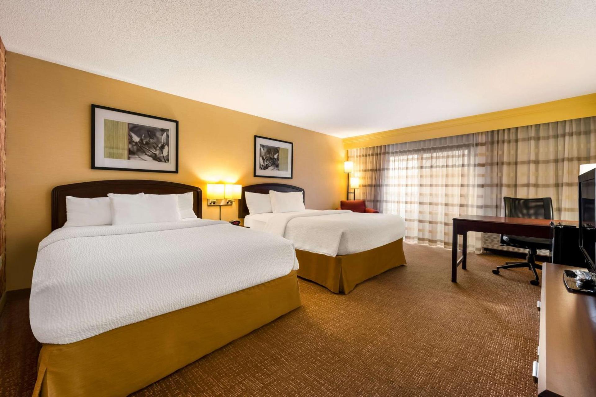 Sonesta Select Detroit Novi photo 39