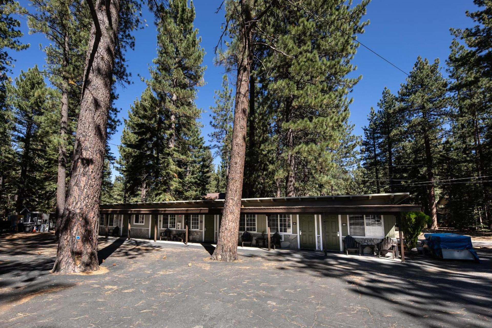 Emerald Bay Lodge photo 11