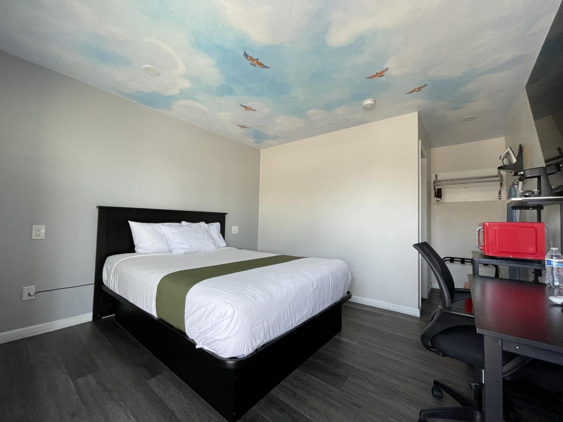 Fontana Inn photo 9