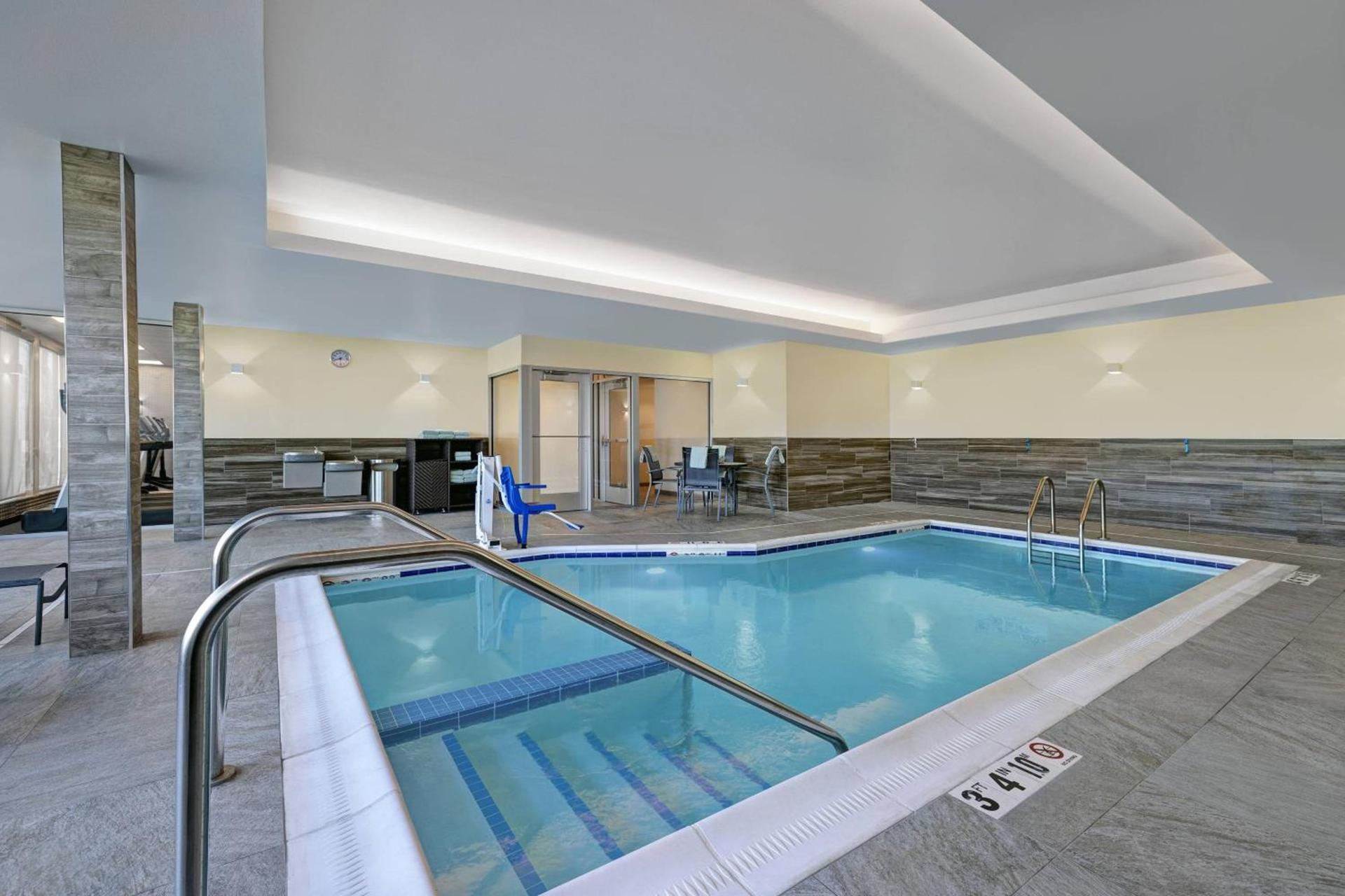 Fairfield Inn & Suites by Marriott Milwaukee Brookfield photo 33