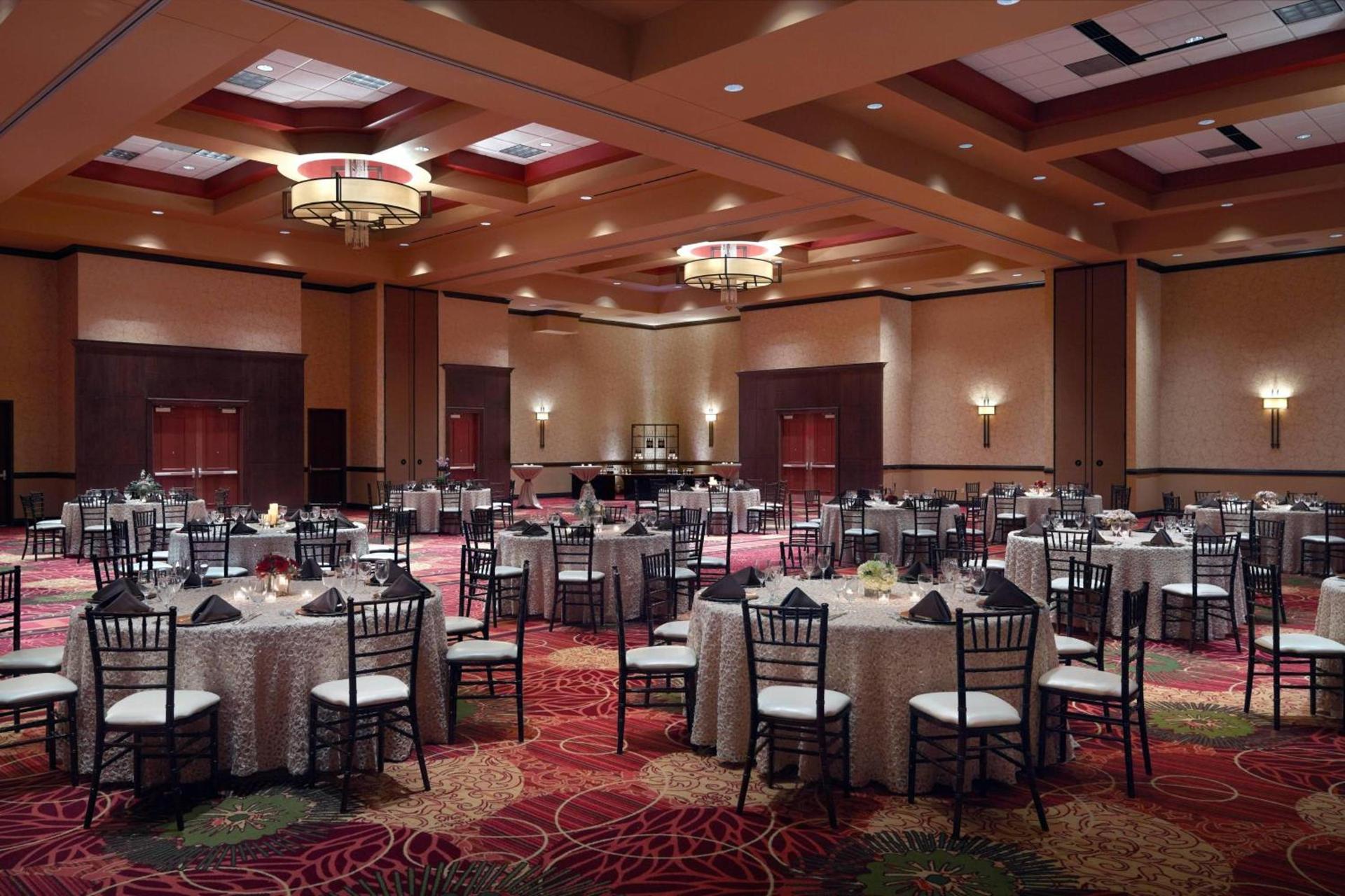 Marriott Bloomington Normal Hotel and Conference Center photo 54