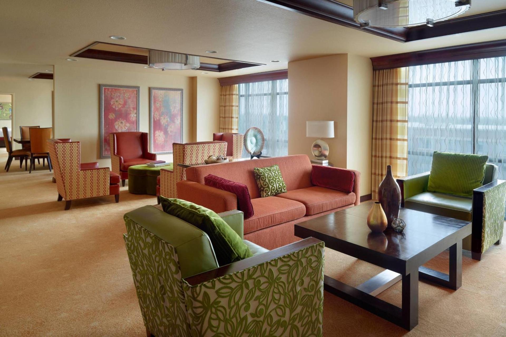 Marriott Bloomington Normal Hotel and Conference Center photo 36