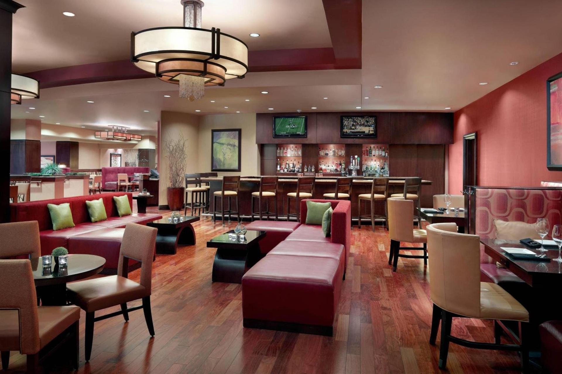 Marriott Bloomington Normal Hotel and Conference Center photo 41