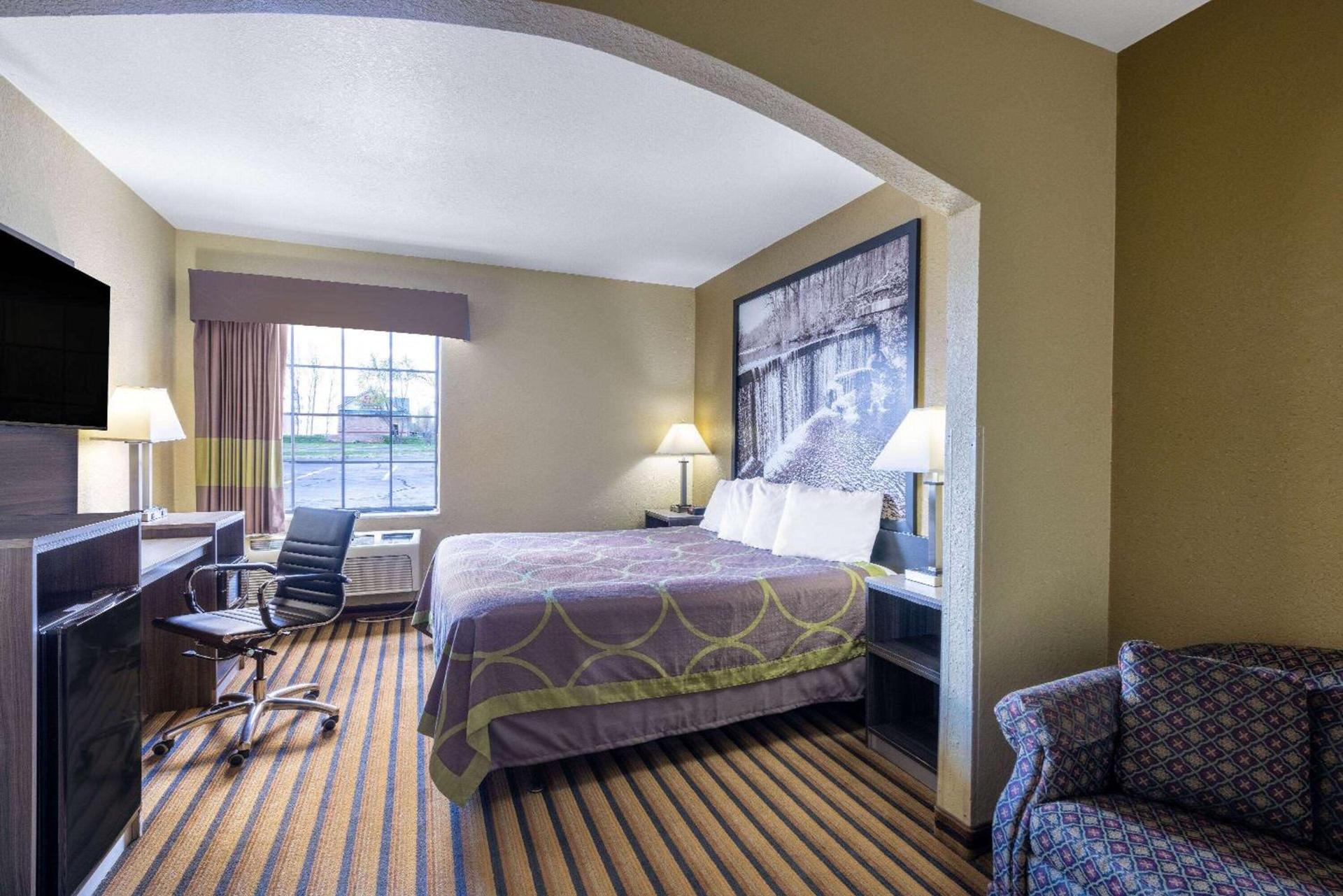 Super 8 by Wyndham Nixa/Springfield Area photo 21