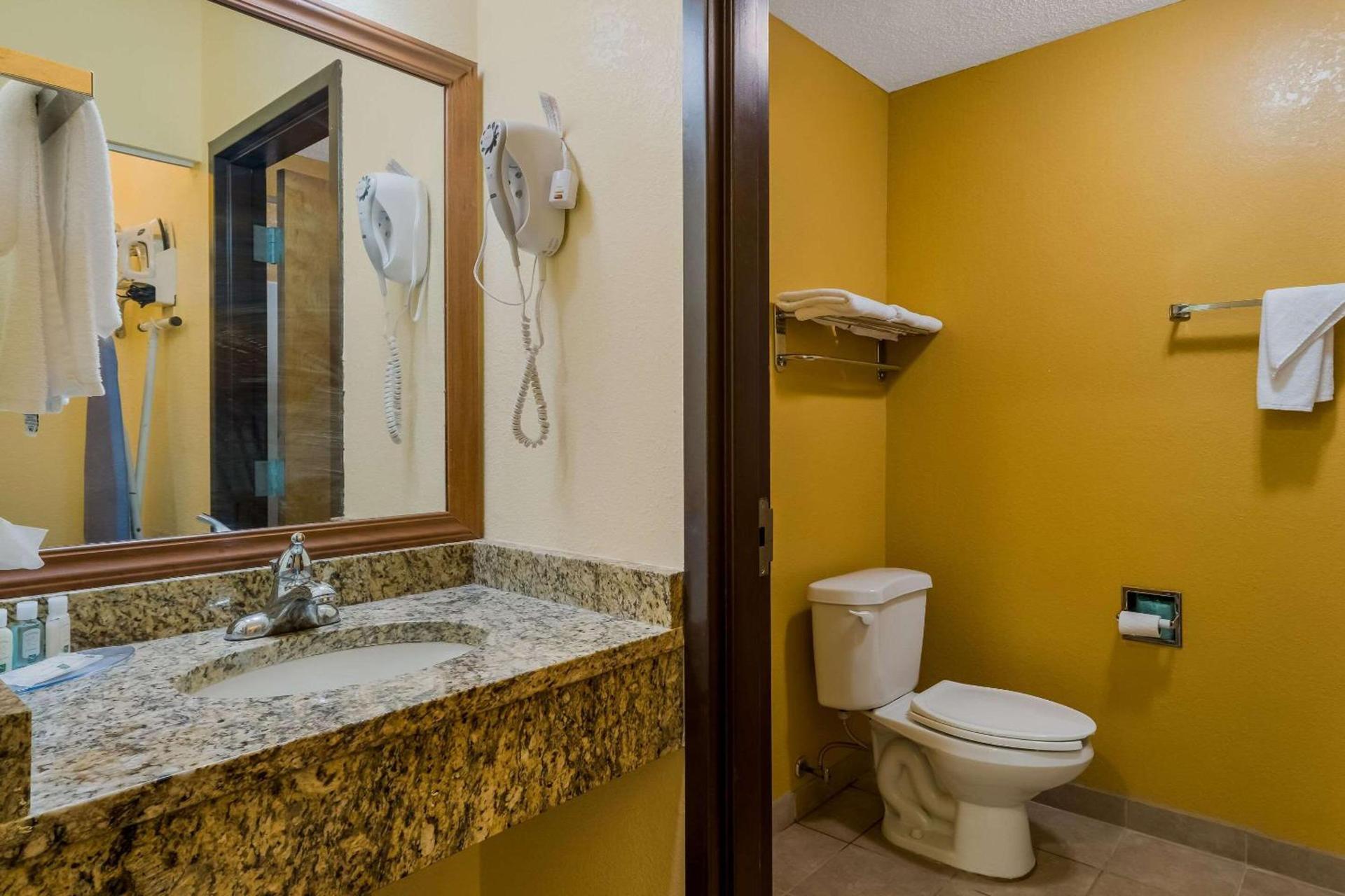Quality Inn Jefferson at I-85 photo 9