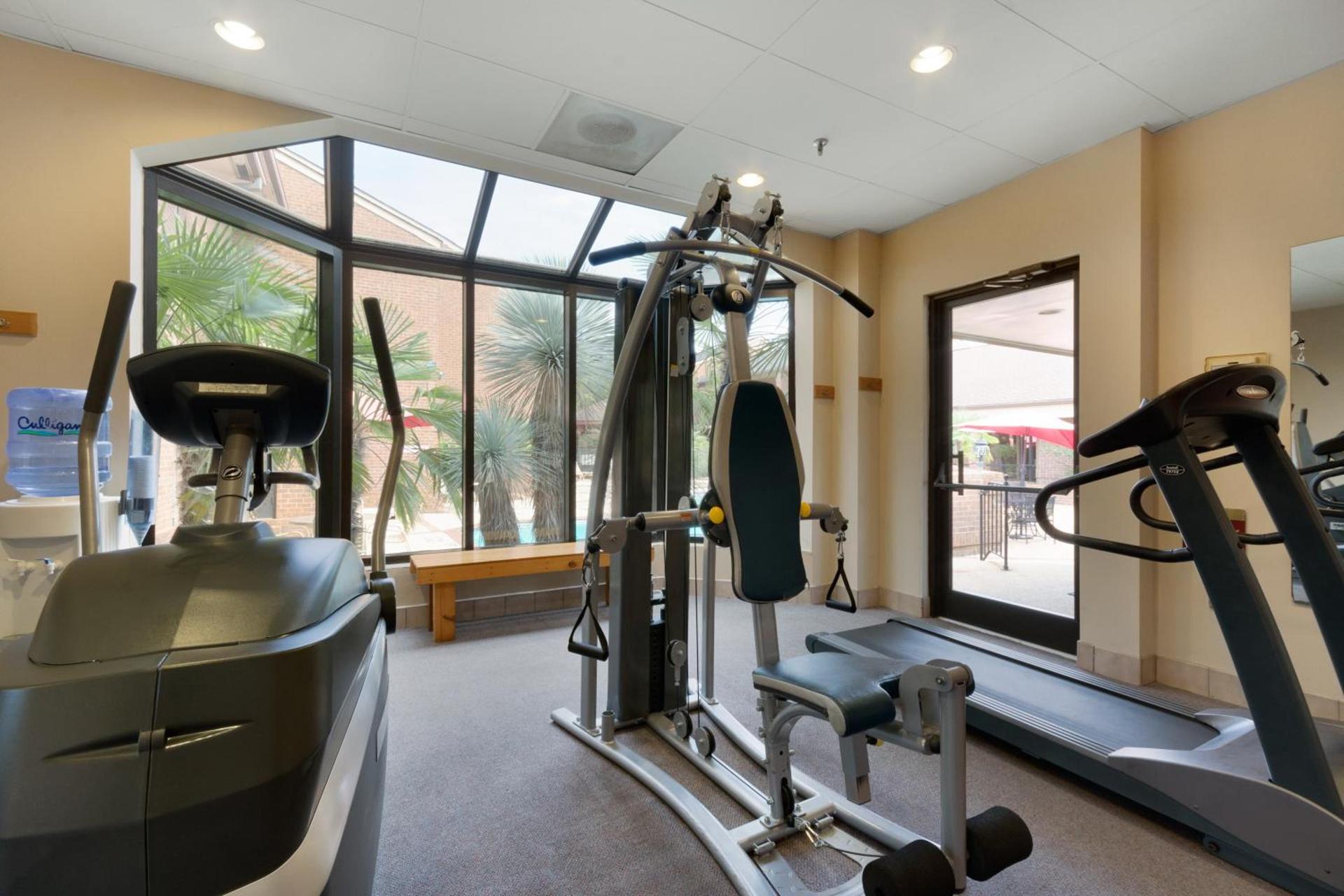 Ramada by Wyndham Raleigh photo 29