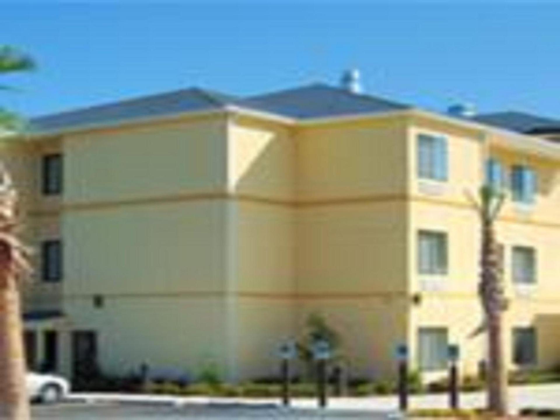 Days Inn by Wyndham Semmes Mobile photo 21