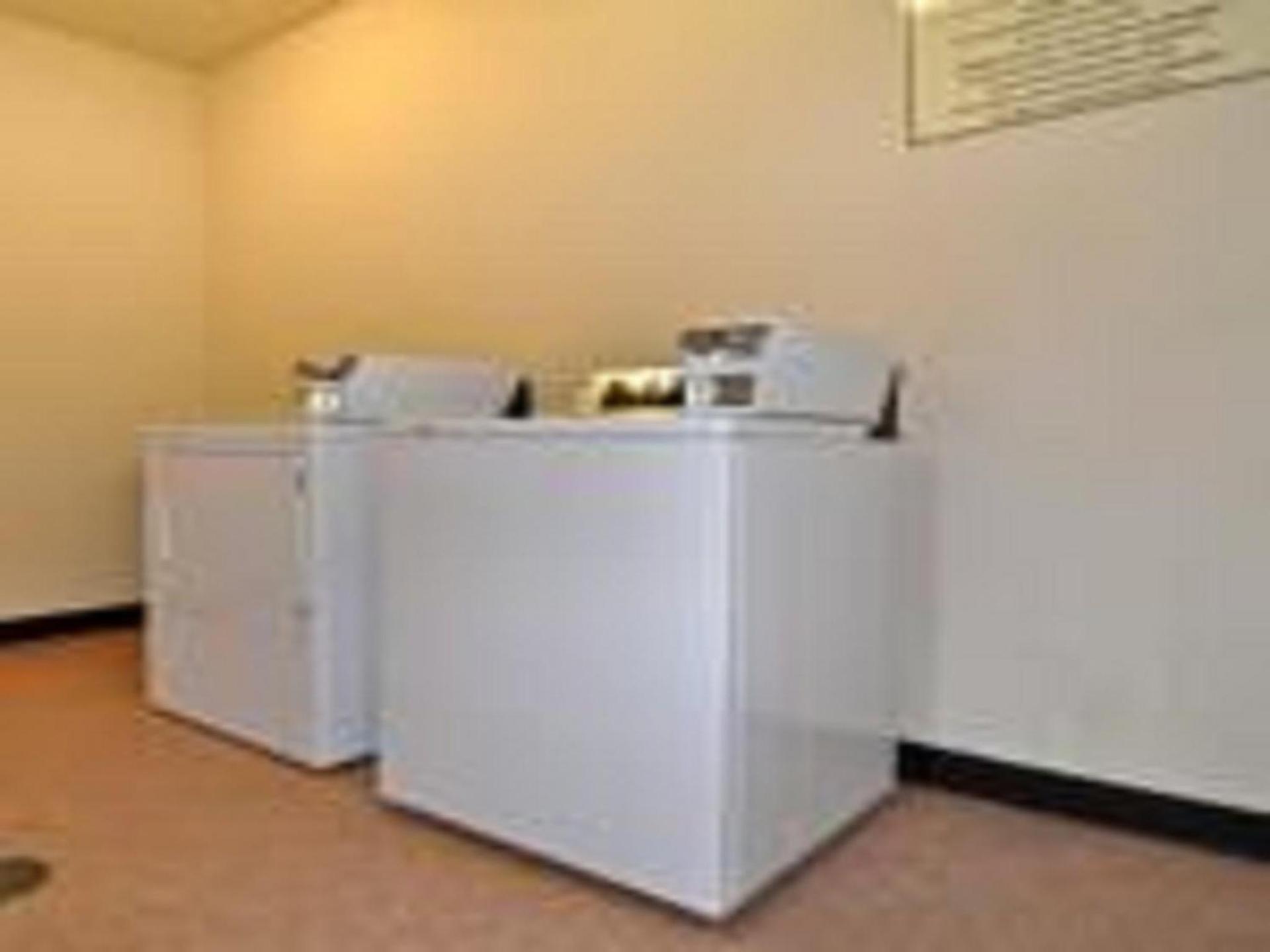 Days Inn by Wyndham Semmes Mobile photo 28