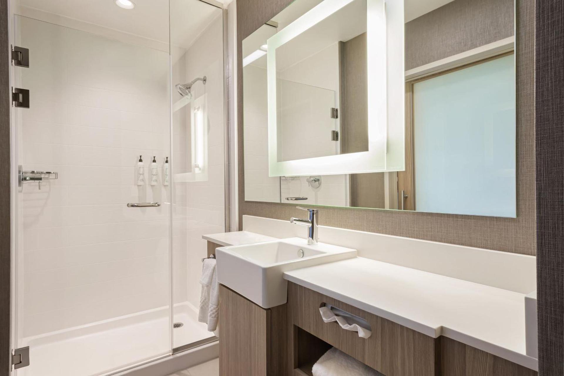 SpringHill Suites by Marriott West Sacramento photo 16