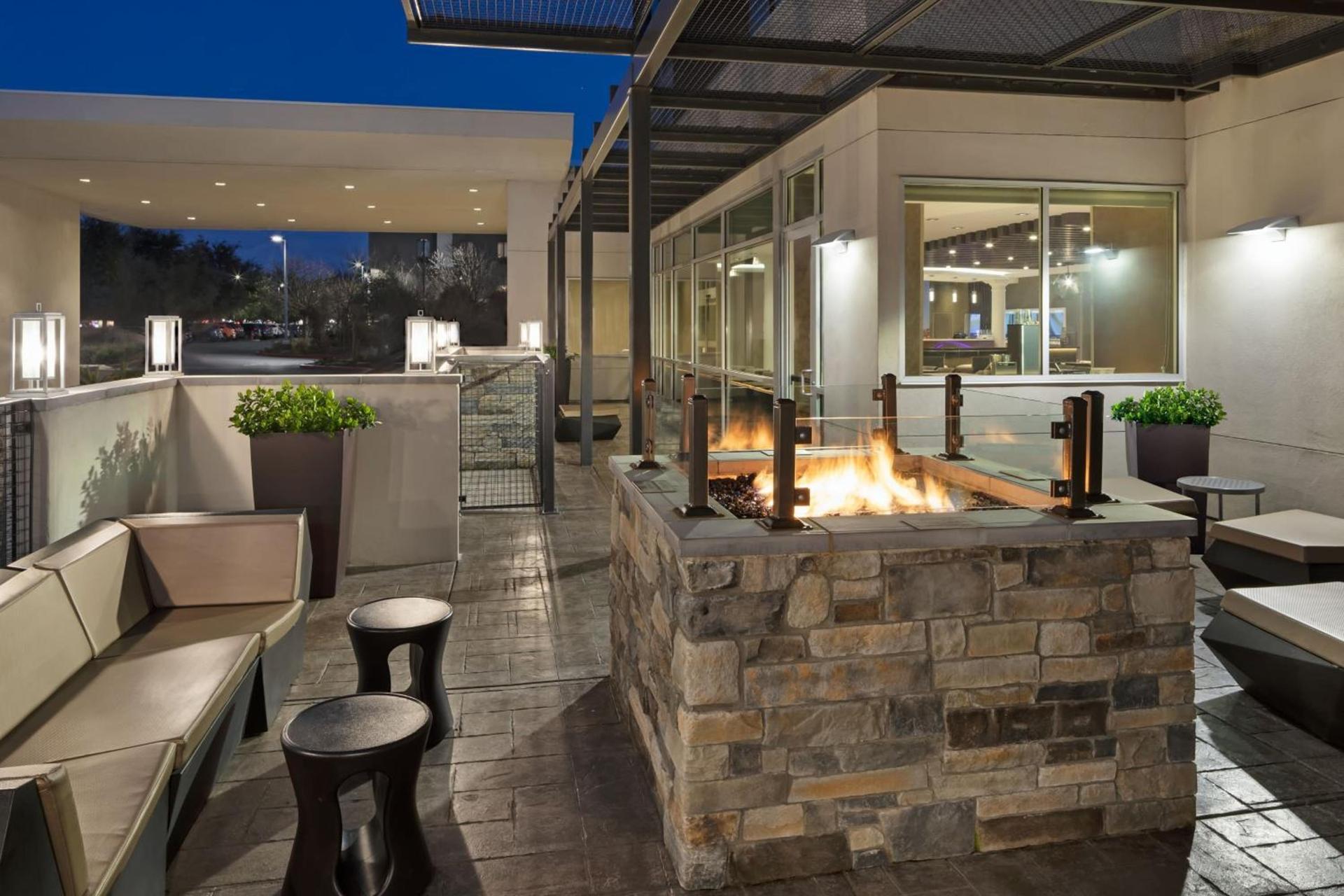 SpringHill Suites by Marriott West Sacramento photo 21