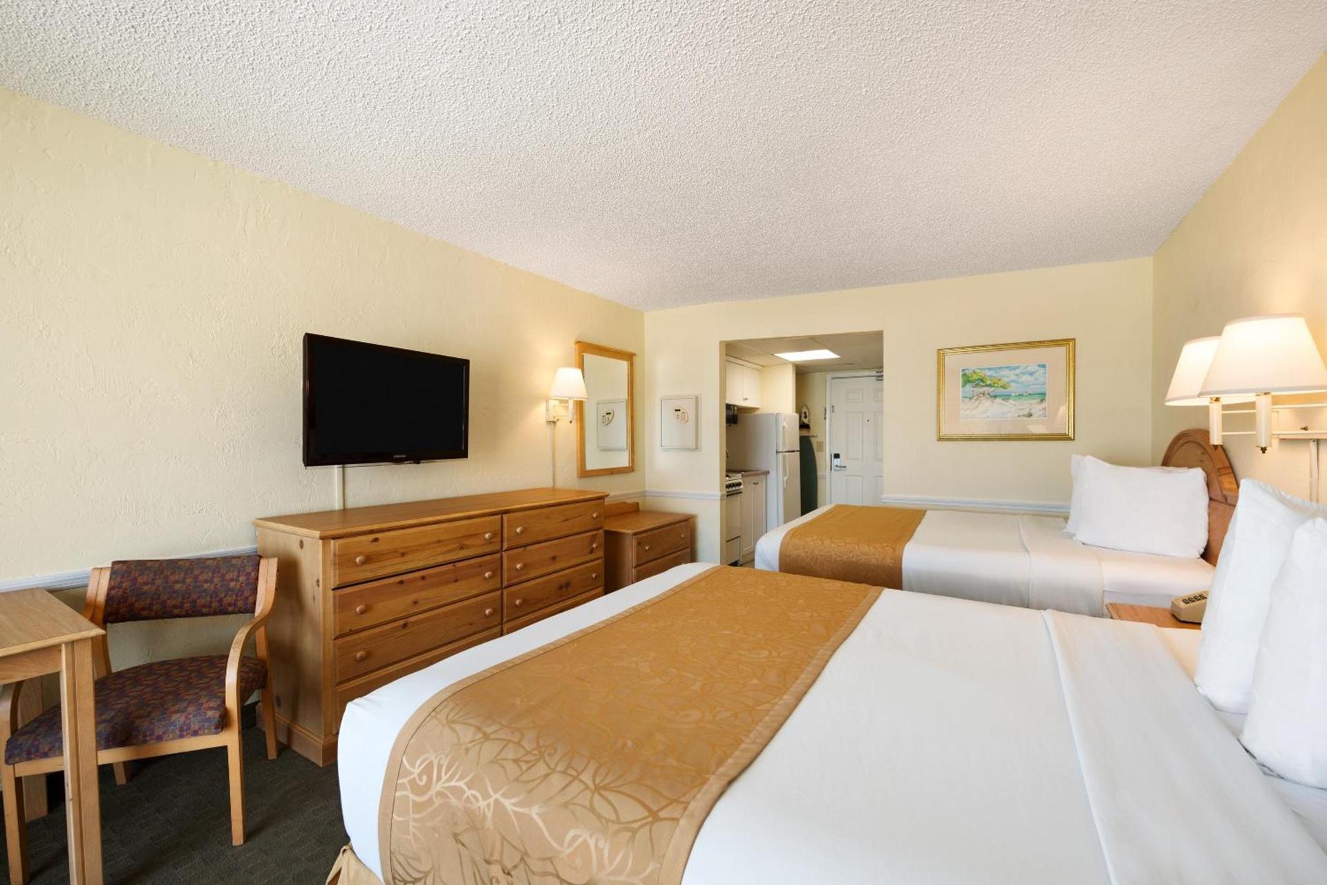 Days Inn by Wyndham Daytona Oceanfront photo 40