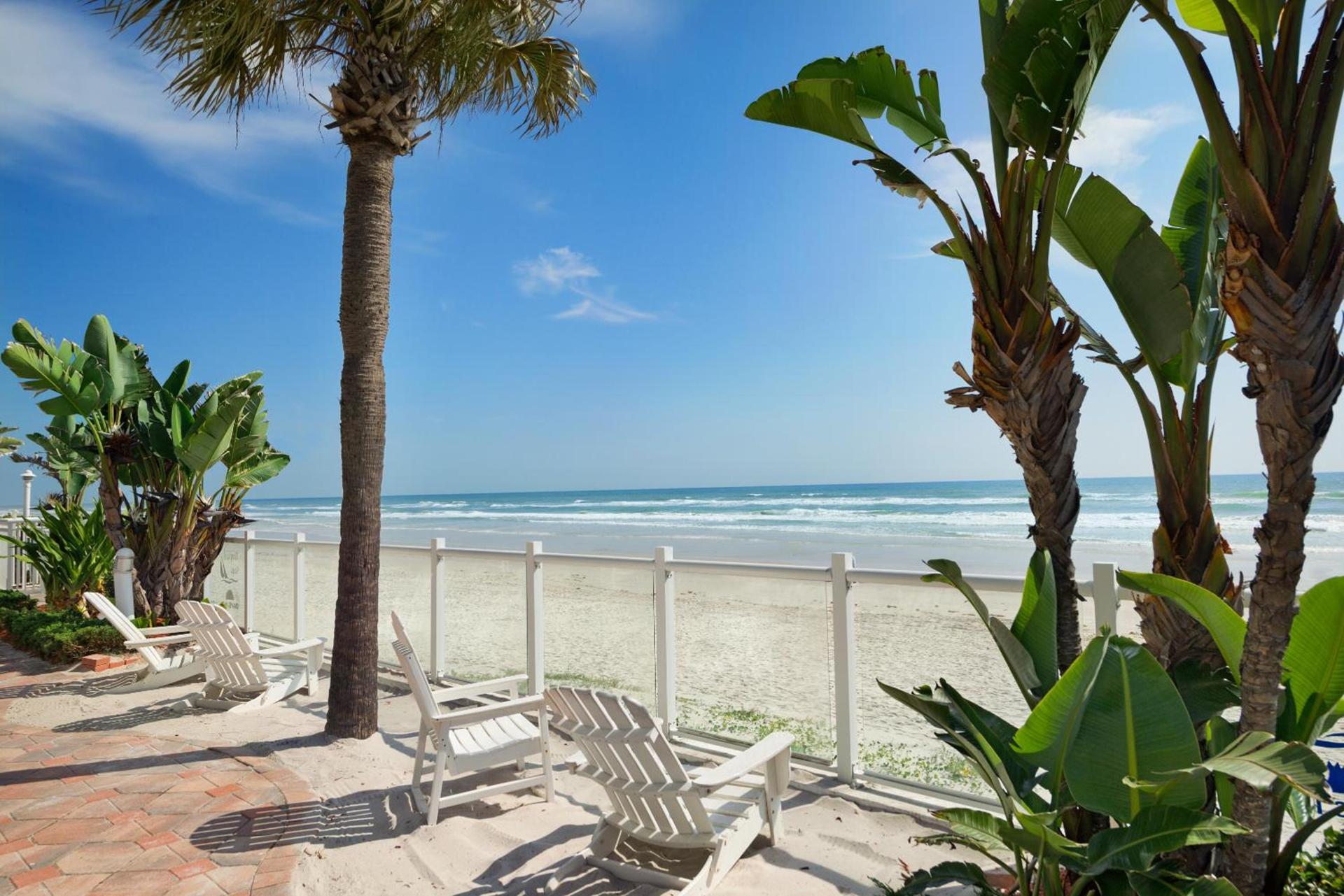 Days Inn by Wyndham Daytona Oceanfront photo 22