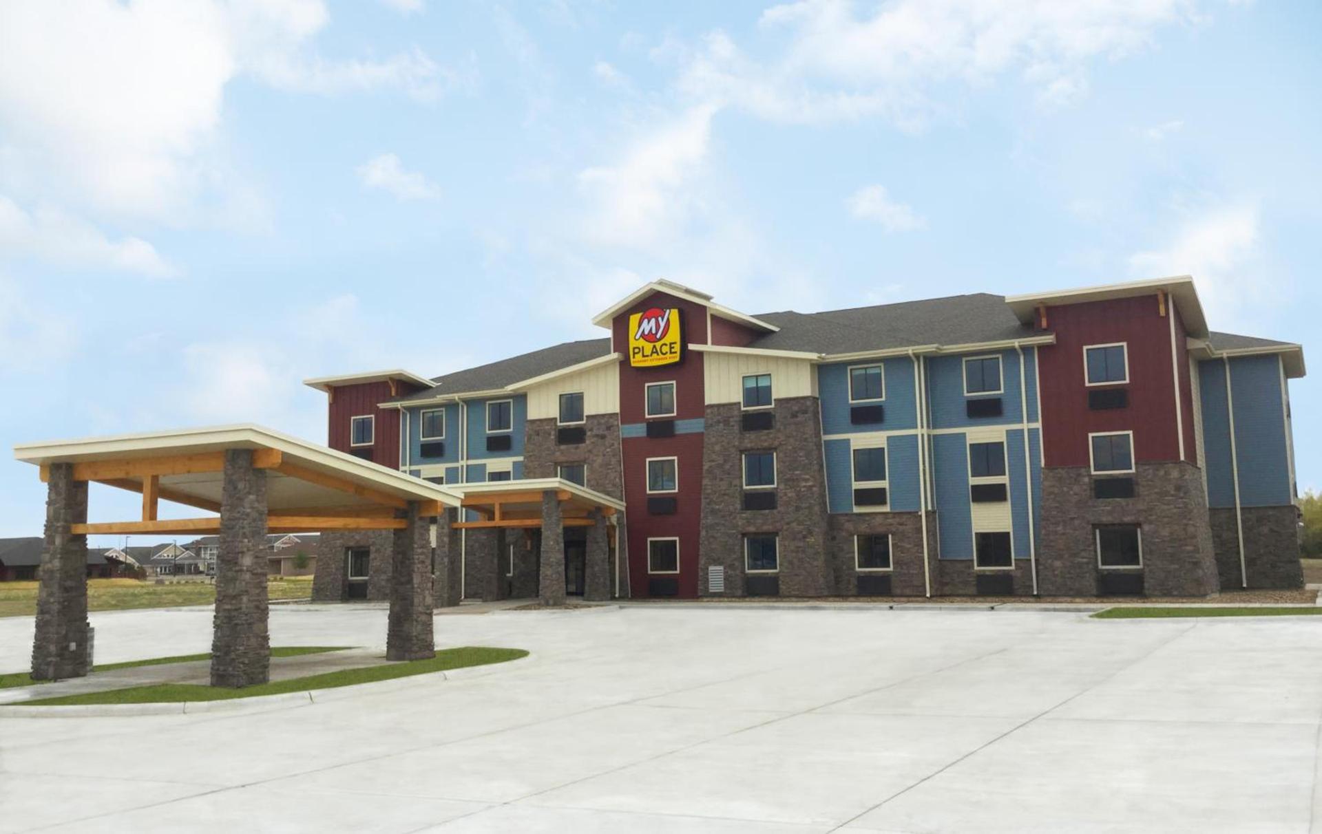 My Place Hotel-Fort Pierre, SD photo 4