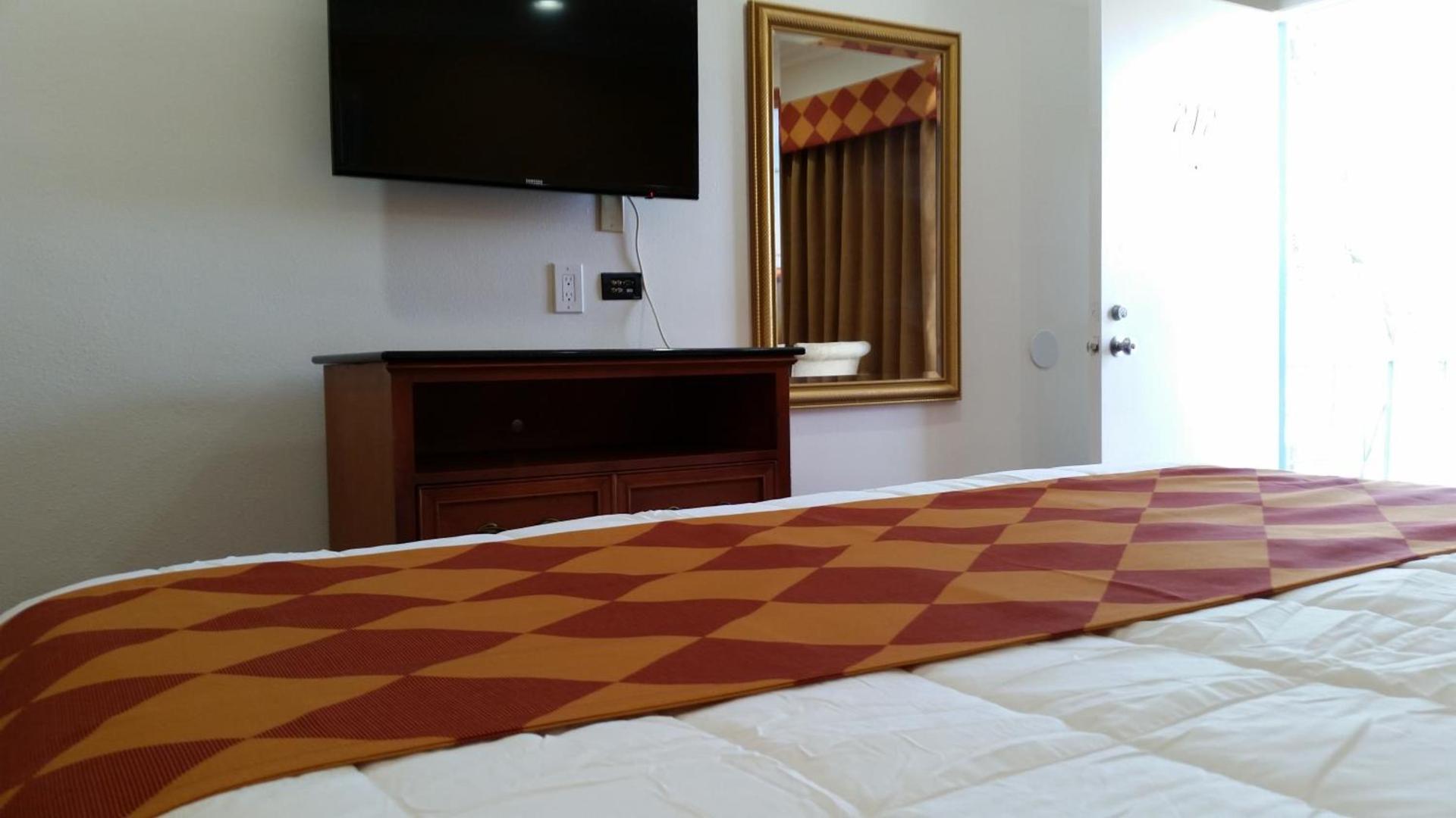 Kona Inn Motel Anaheim photo 20