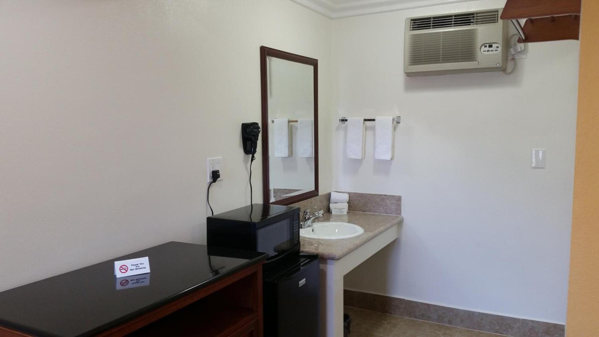 Kona Inn Motel Anaheim photo 29