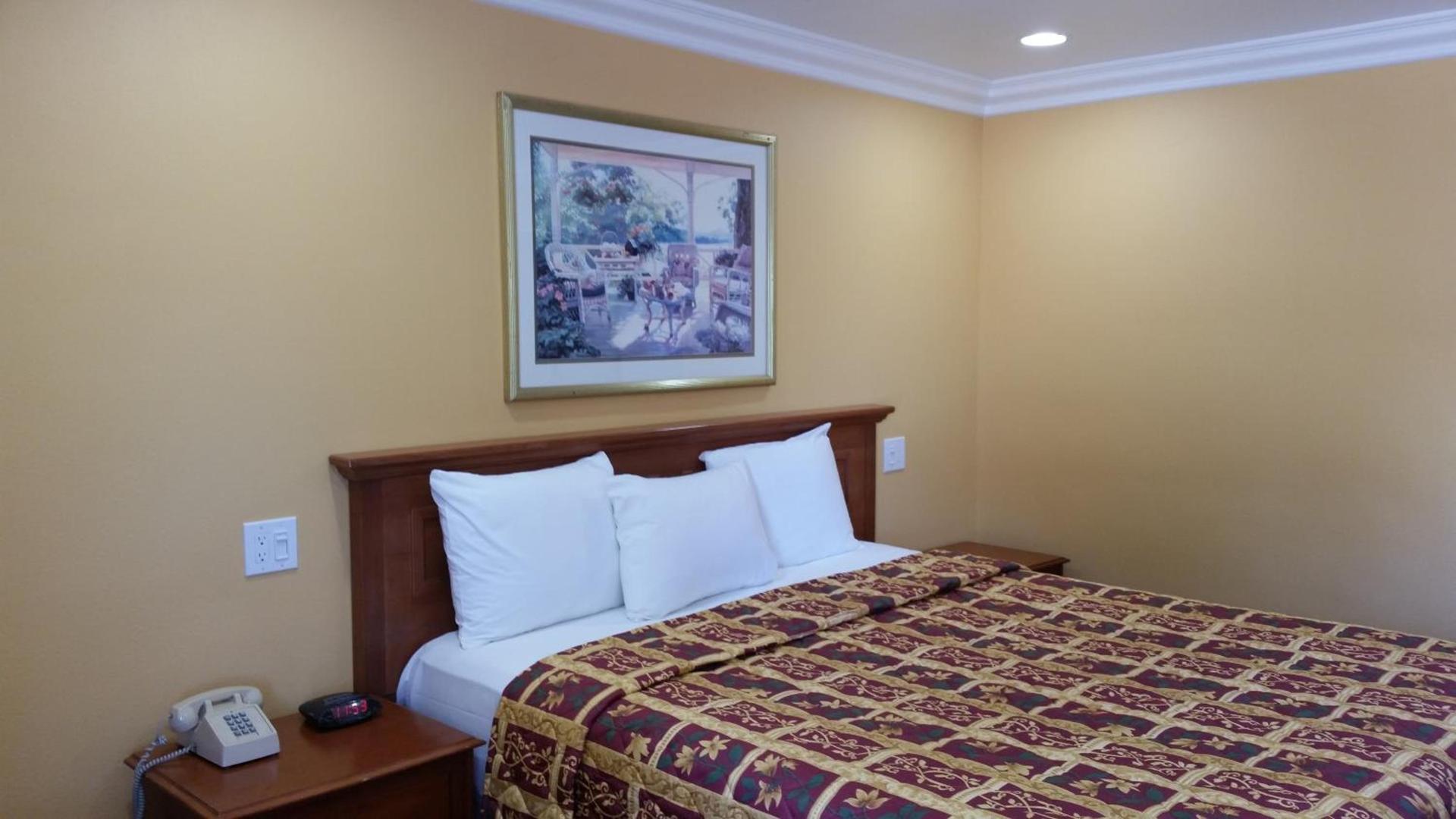 Kona Inn Motel Anaheim photo 21