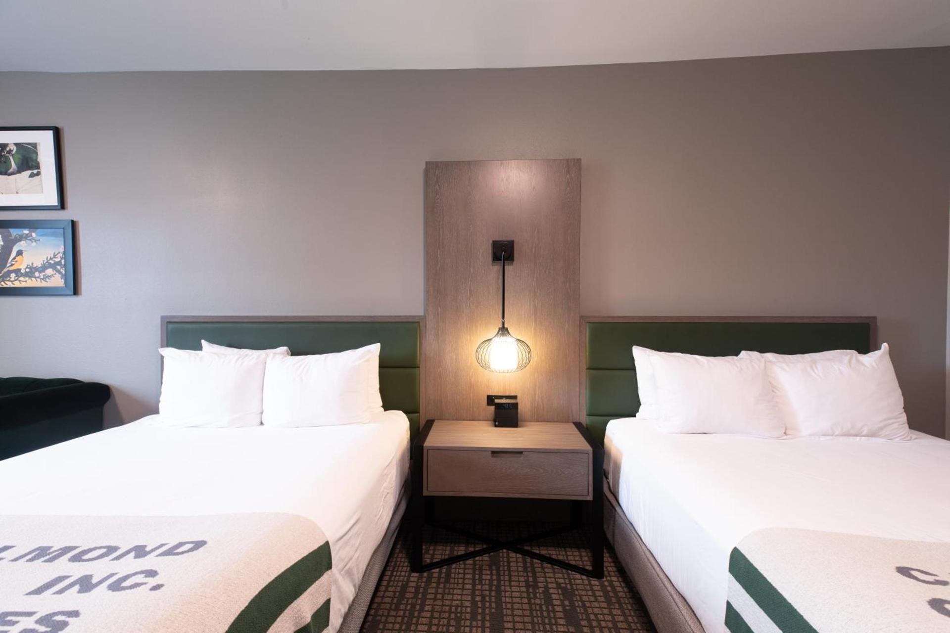 Oxford Suites Paso Robles photo 34