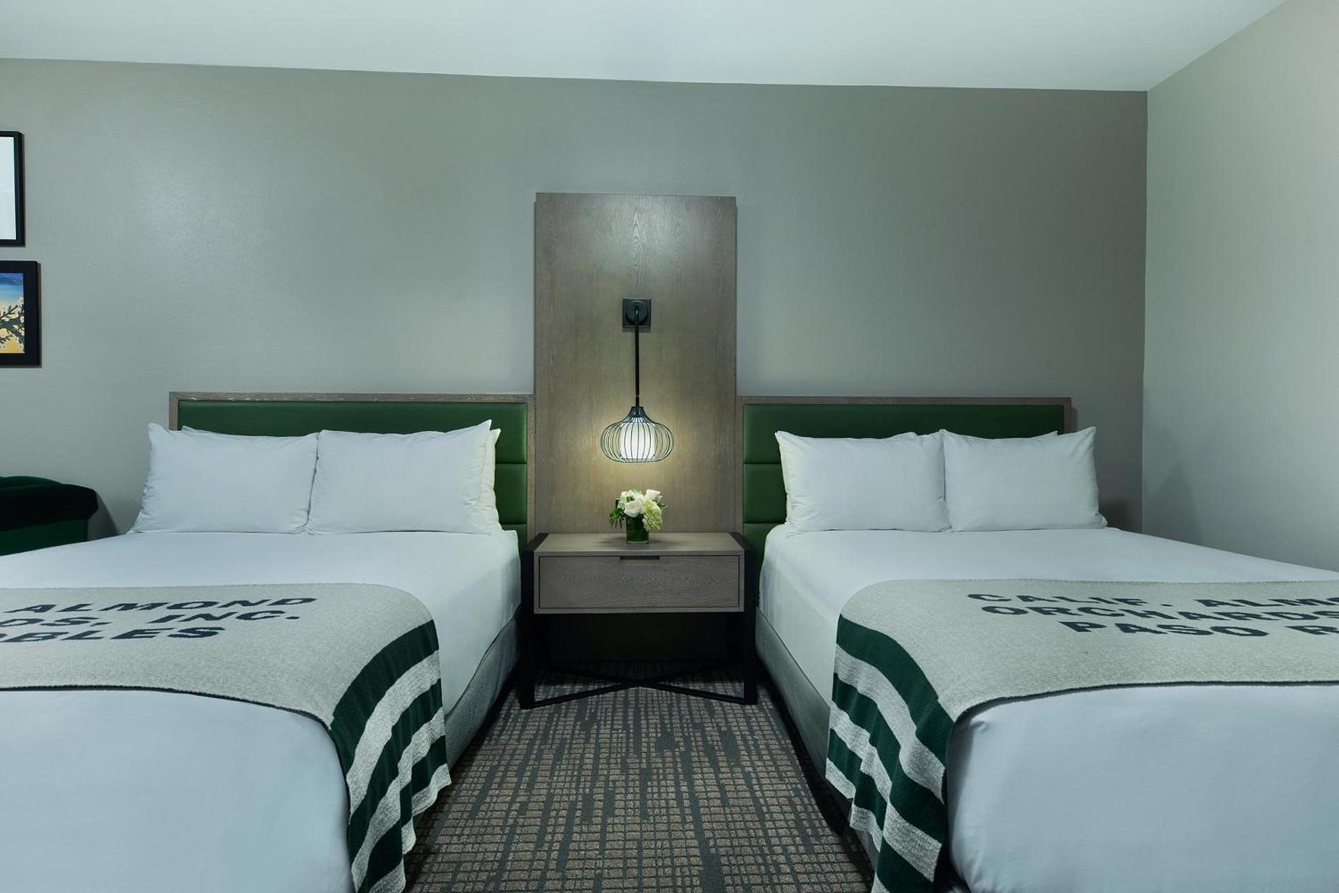 Oxford Suites Paso Robles photo 49