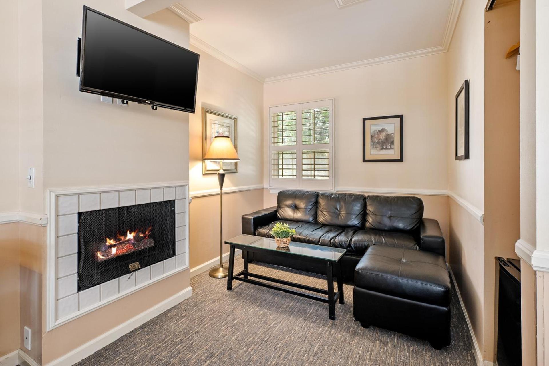 Apple Farm Inn photo 4