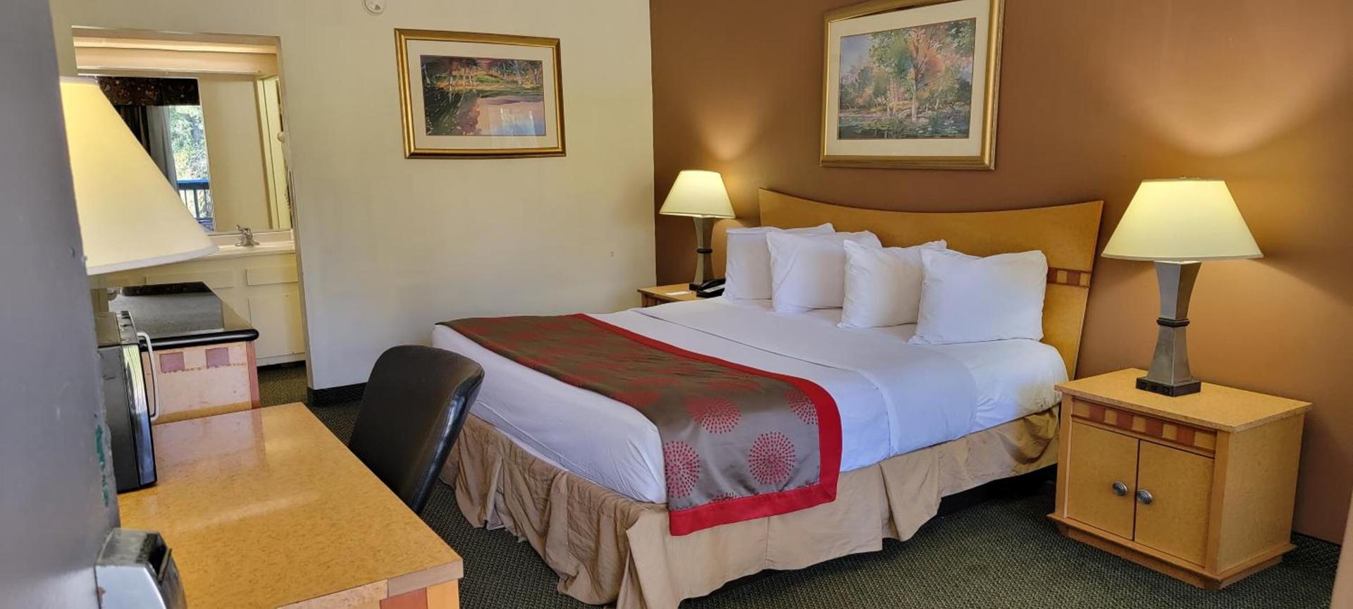 Ramada by Wyndham & Suites Warner Robins photo 42